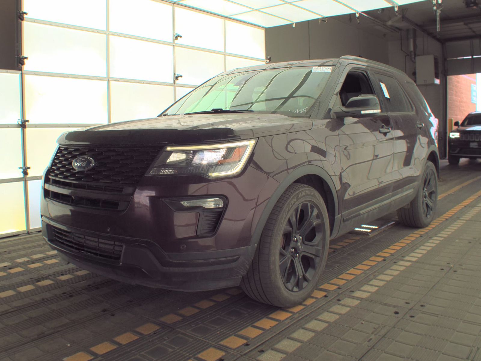 FORD EXPLORER - 1