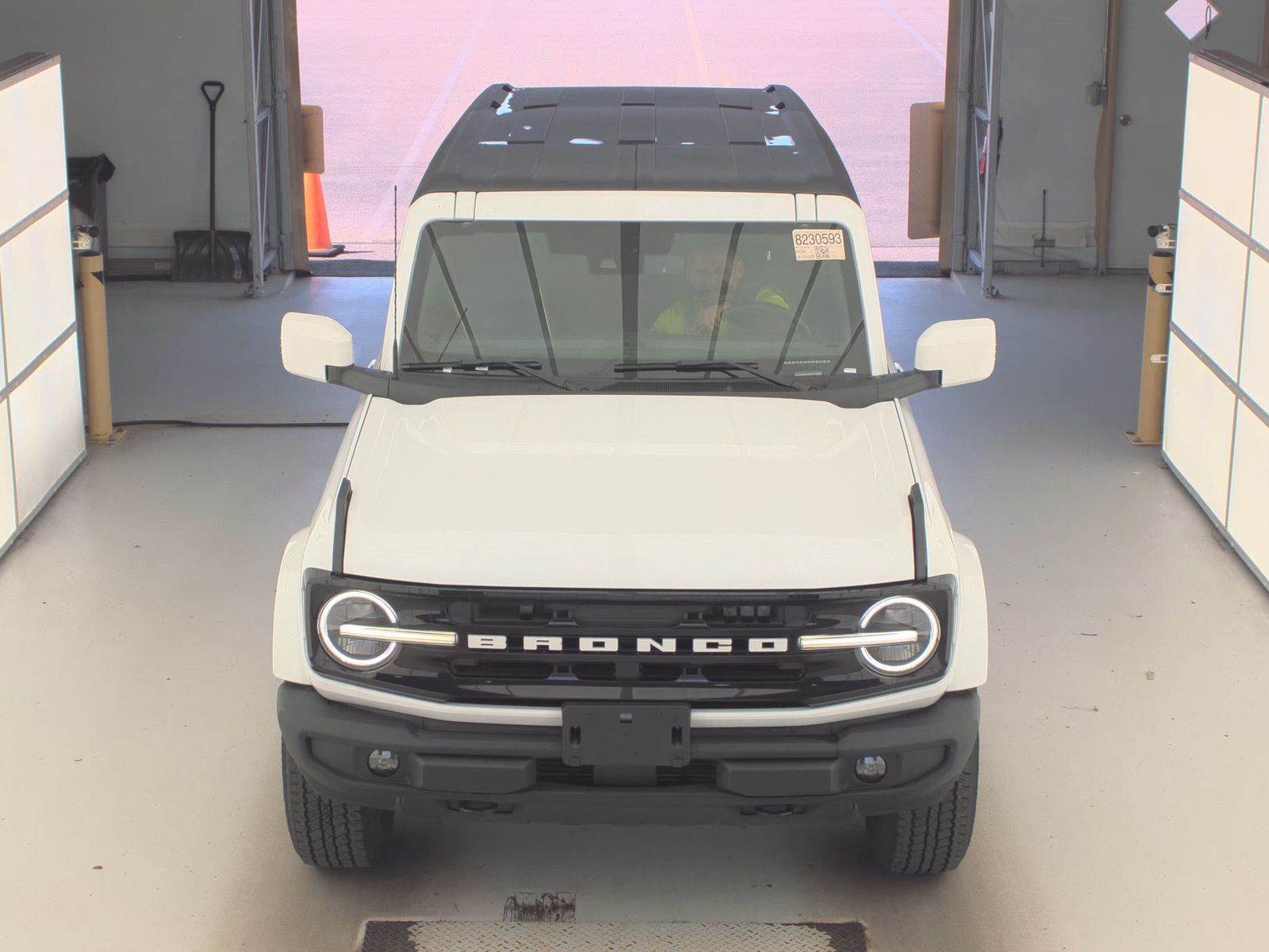 FORD BRONCO - 3