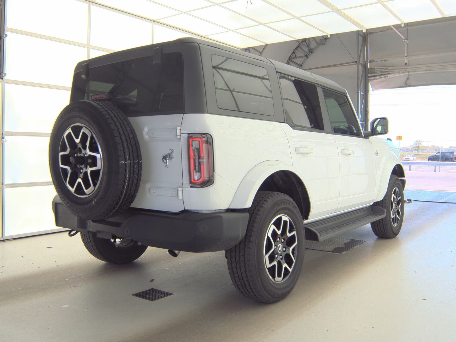 FORD BRONCO - 6