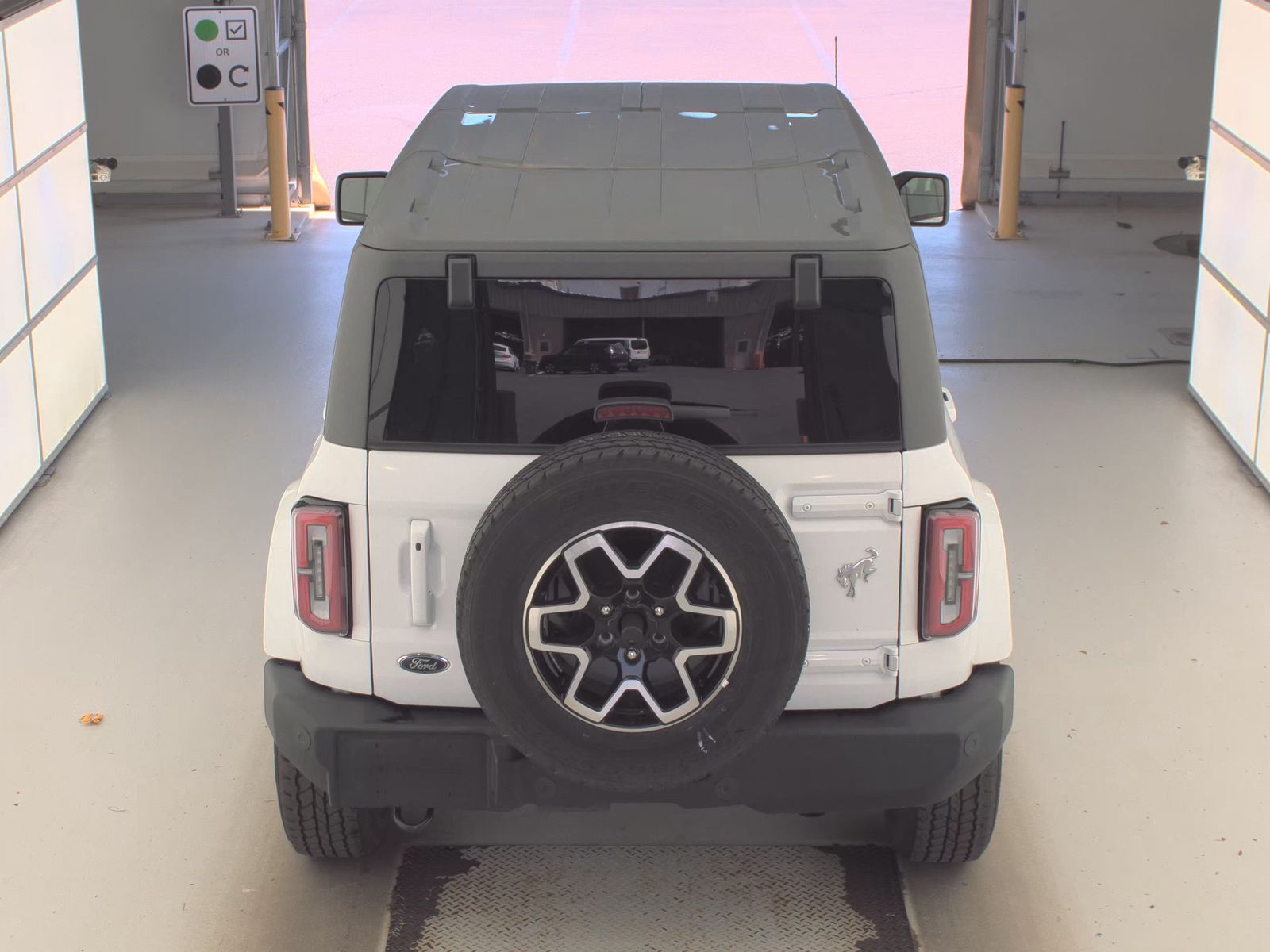 FORD BRONCO - 7