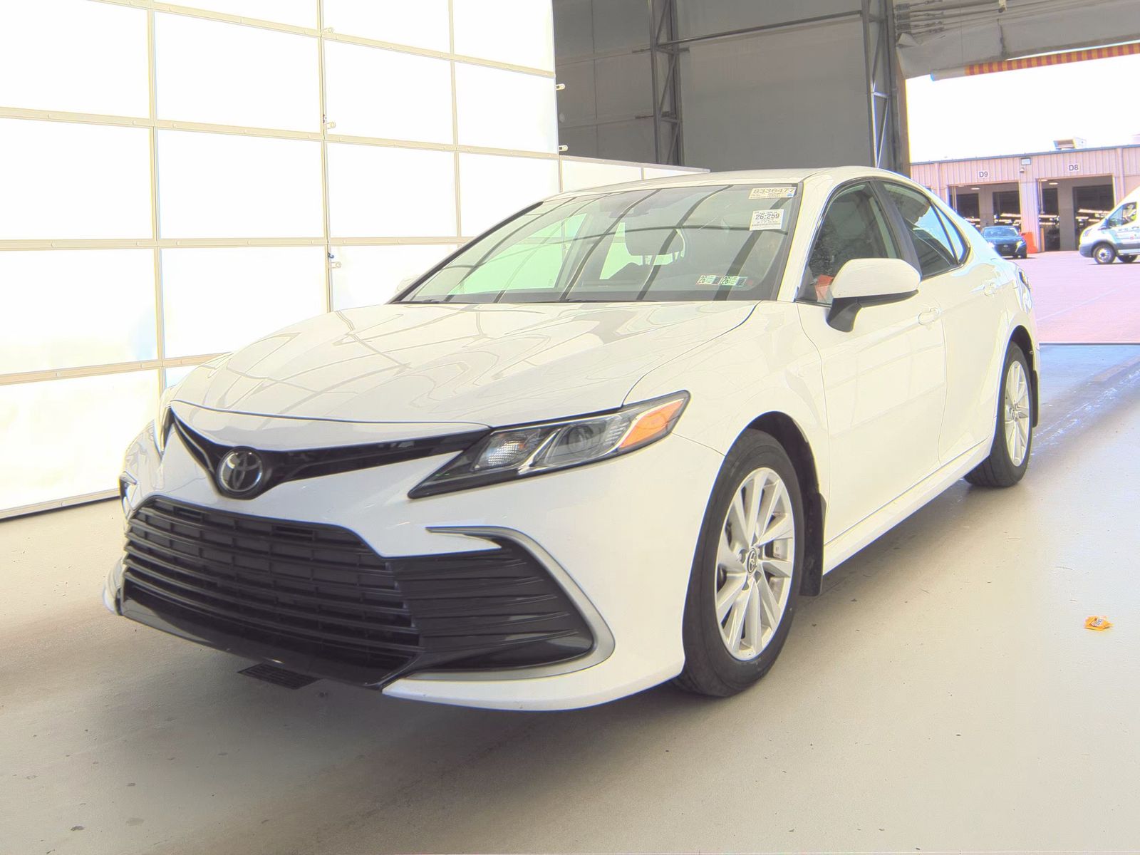 TOYOTA CAMRY - 1