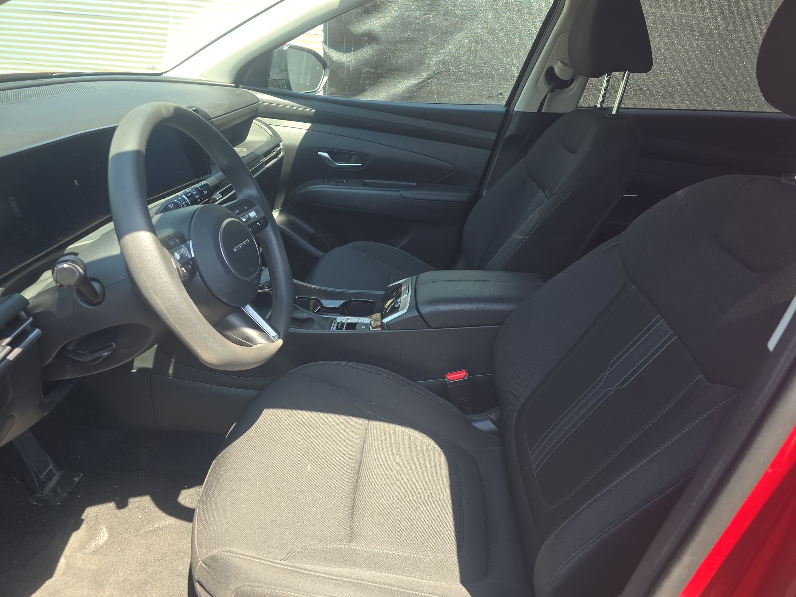 HYUNDAI TUCSON - 8
