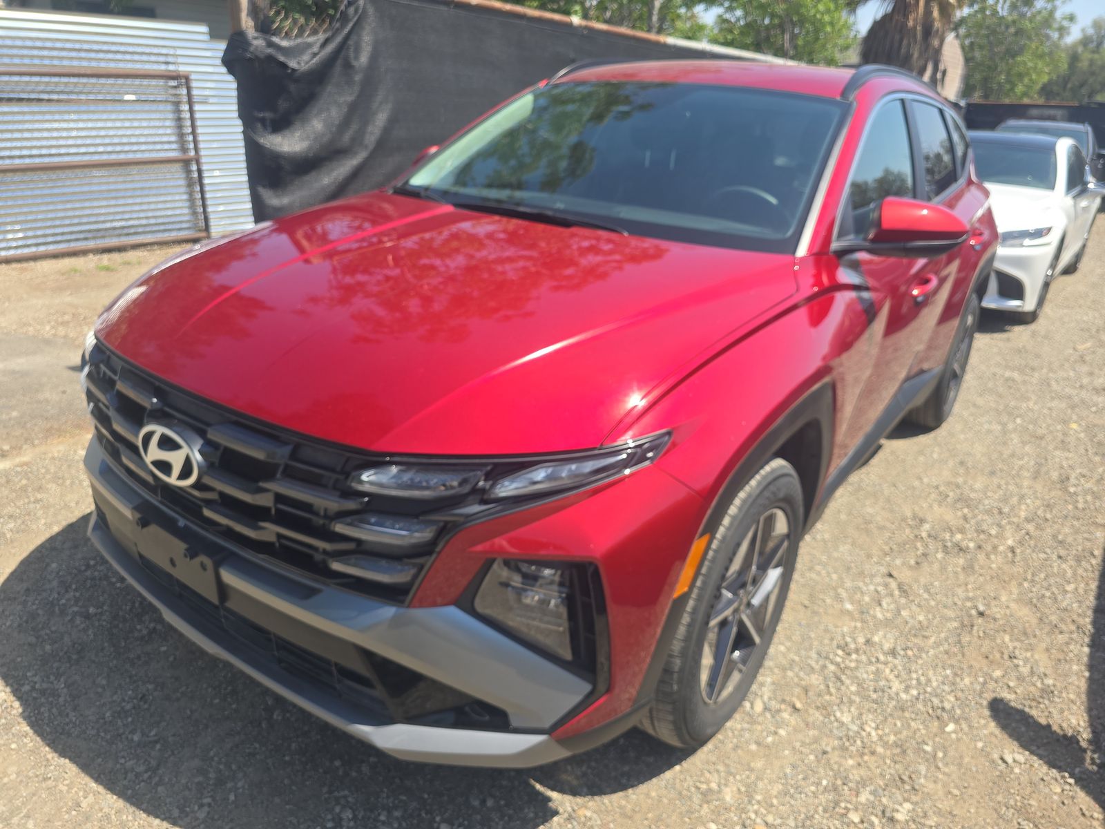 HYUNDAI TUCSON - 1