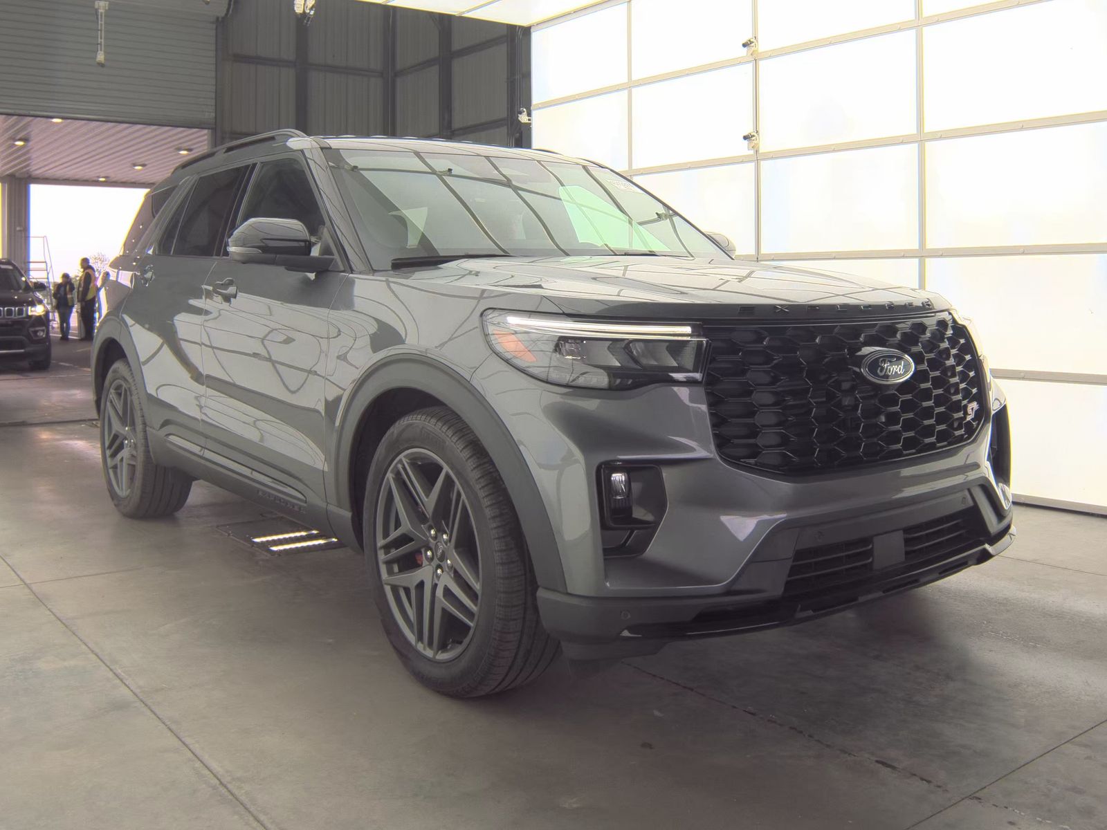 FORD EXPLORER - 5