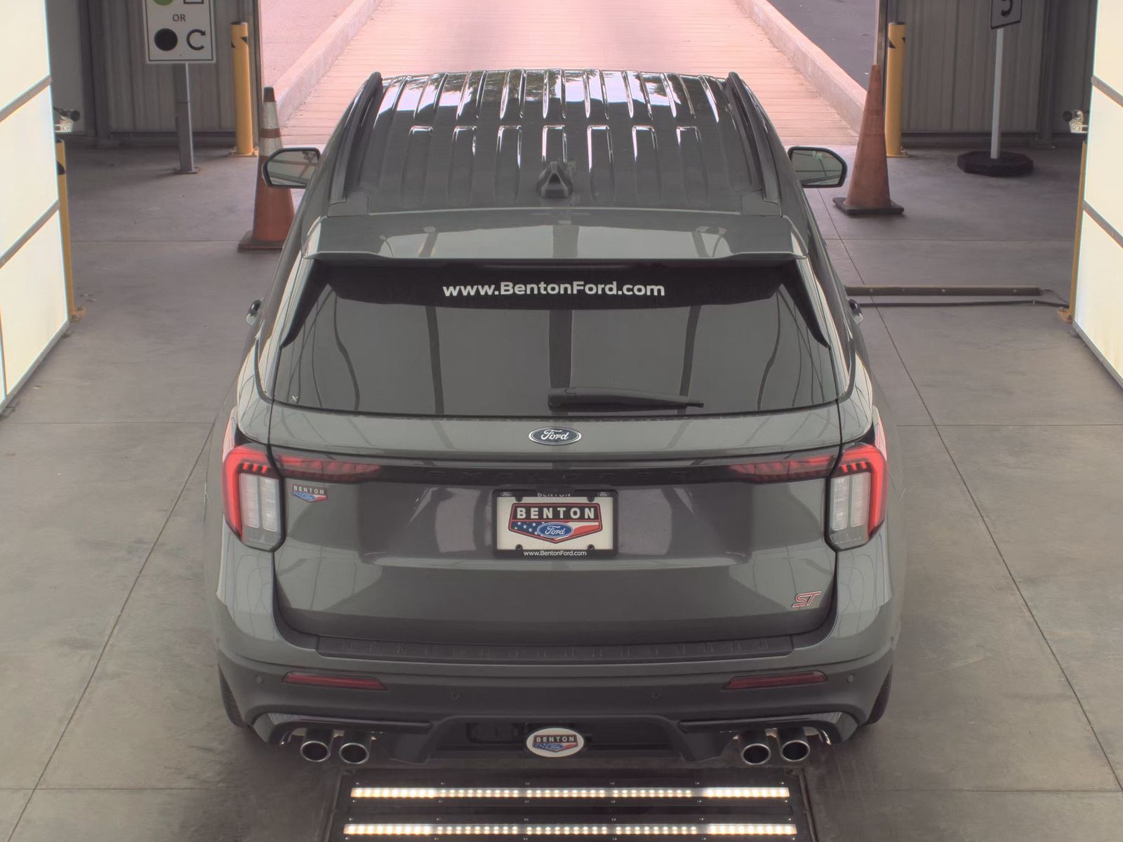 FORD EXPLORER - 7