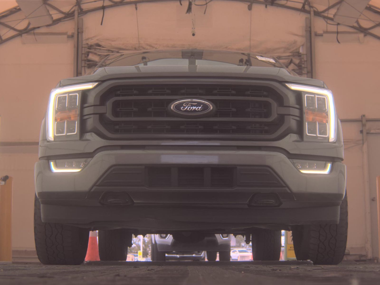 FORD F-150 - 4