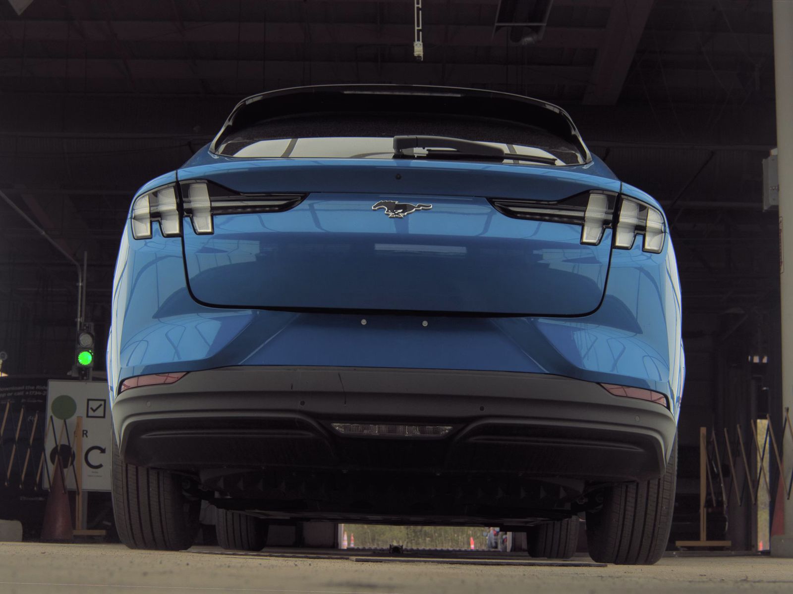 FORD MUSTANG MACH-E - 8