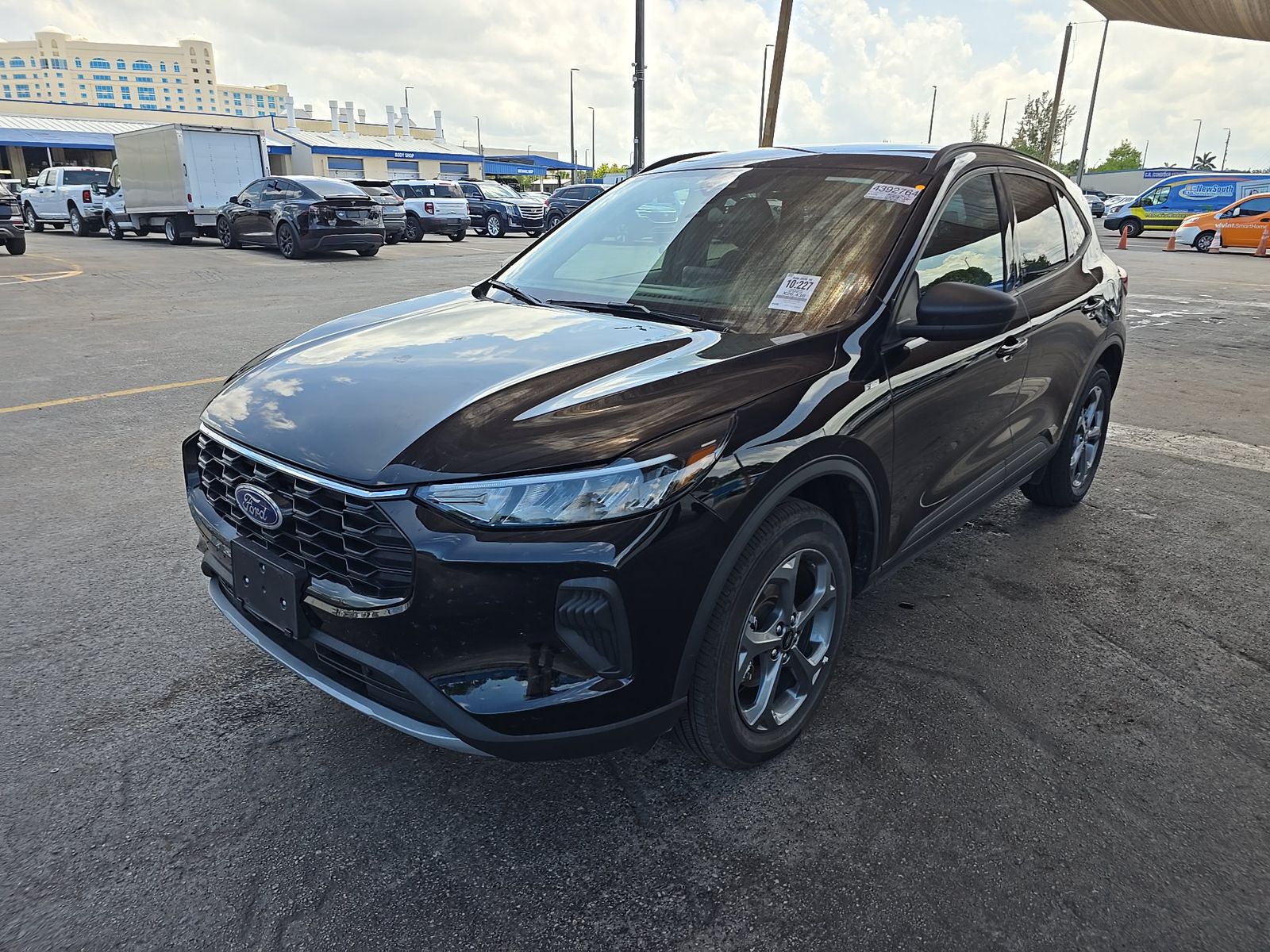 FORD ESCAPE - 1
