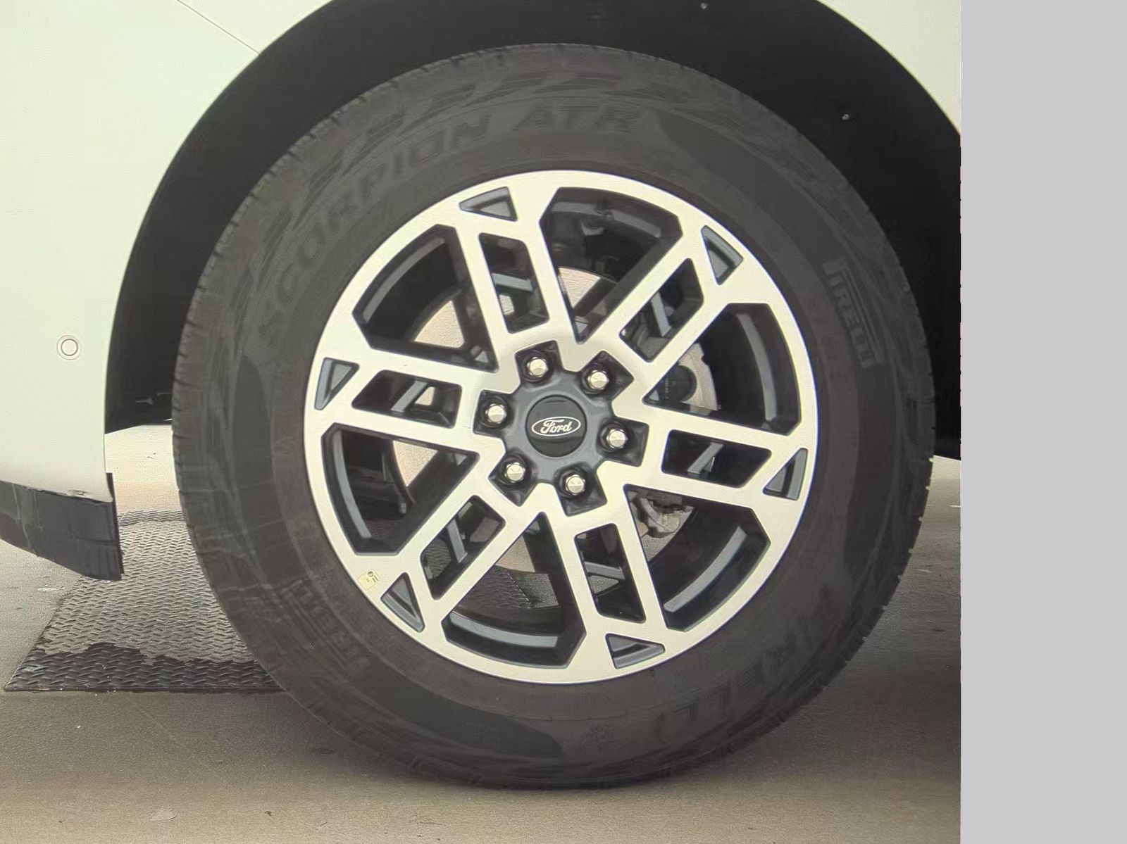 FORD EXPEDITION - 10