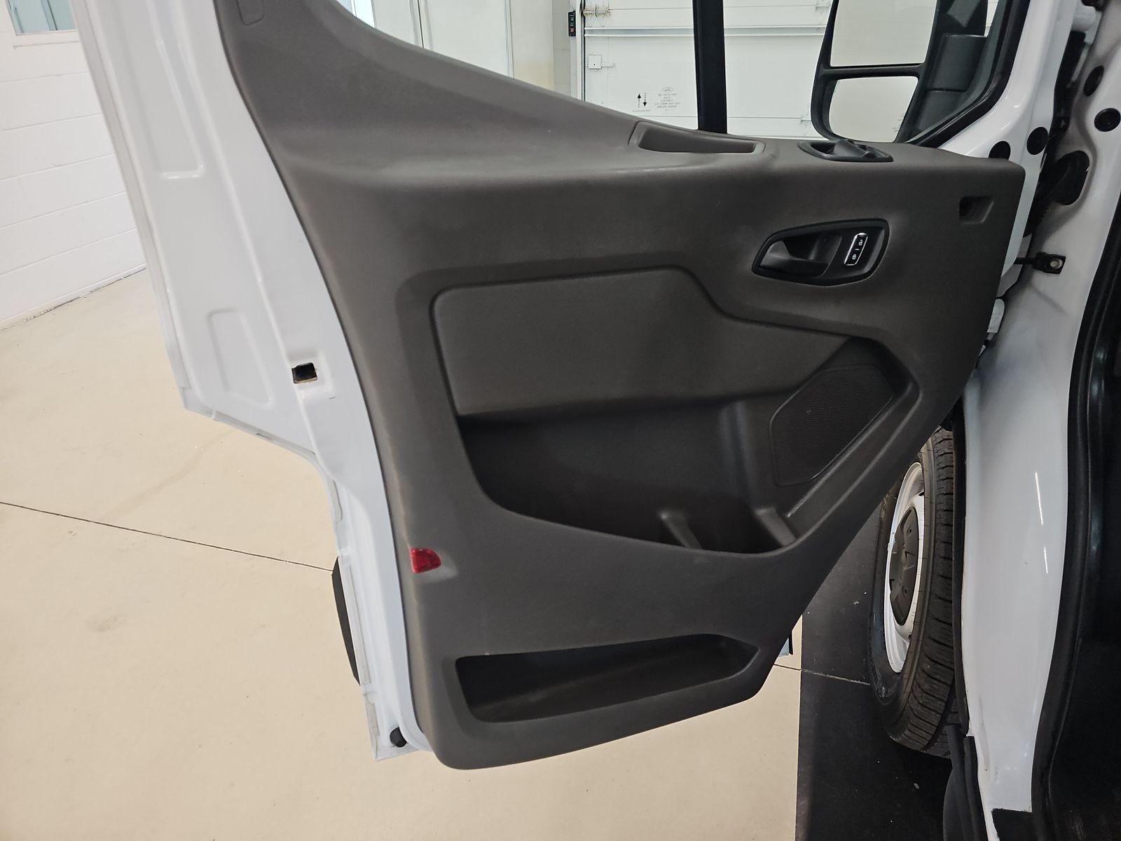 FORD TRANSIT 350 - 10