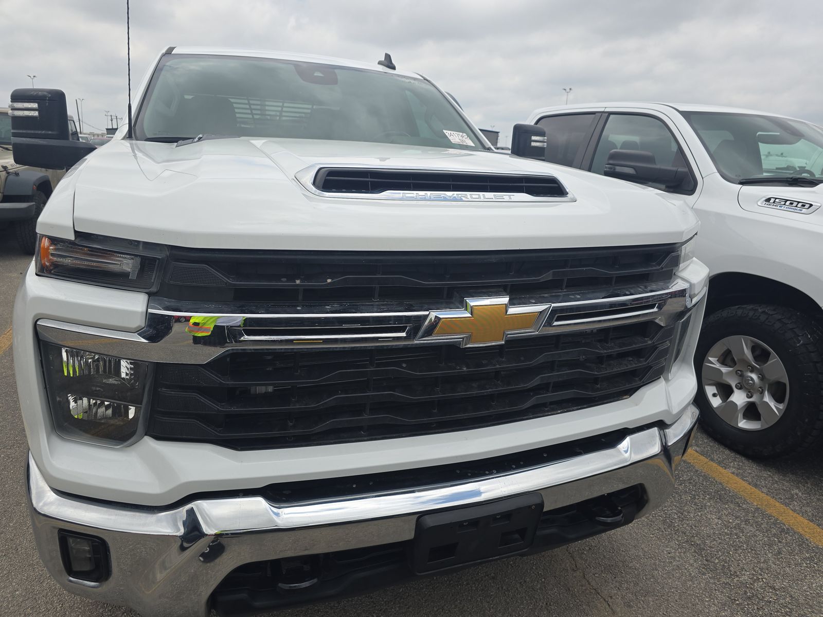 2024 Chevrolet Silverado 2500HD LT AWD