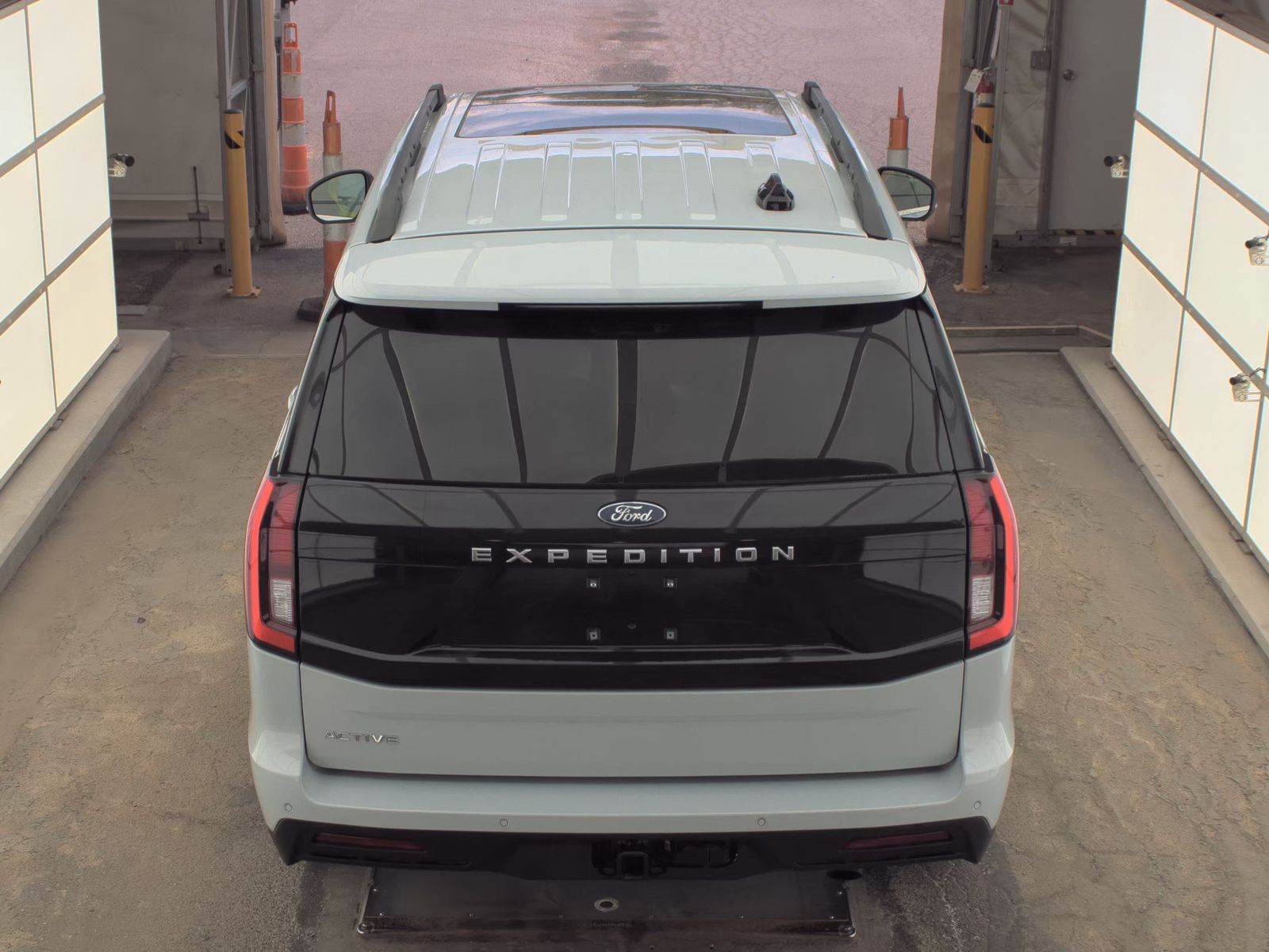 FORD EXPEDITION - 7