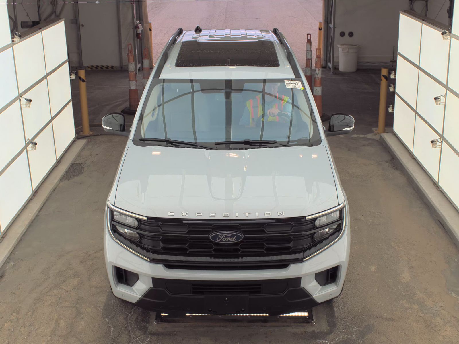 FORD EXPEDITION - 3
