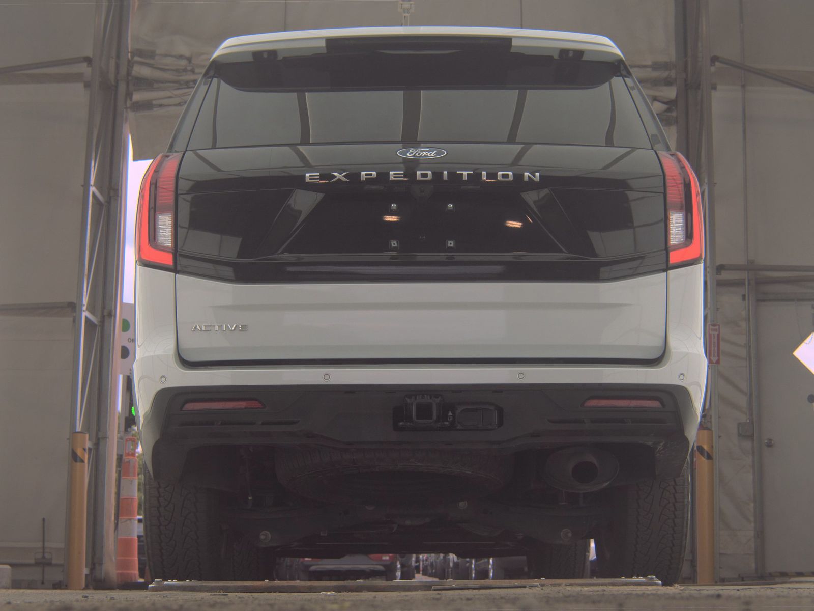 FORD EXPEDITION - 8