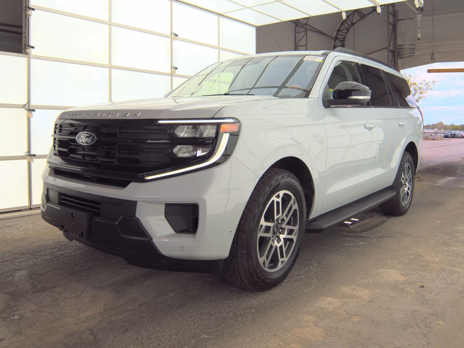 FORD EXPEDITION - 1