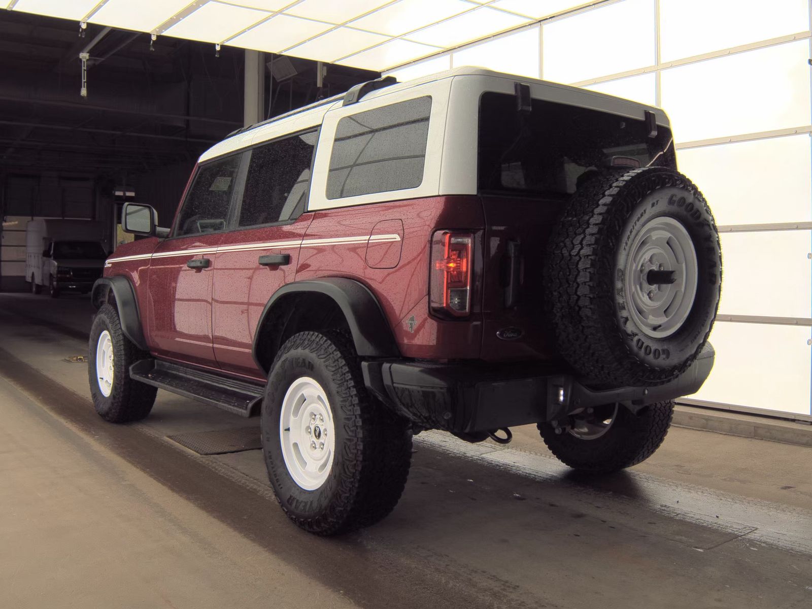 FORD BRONCO - 9