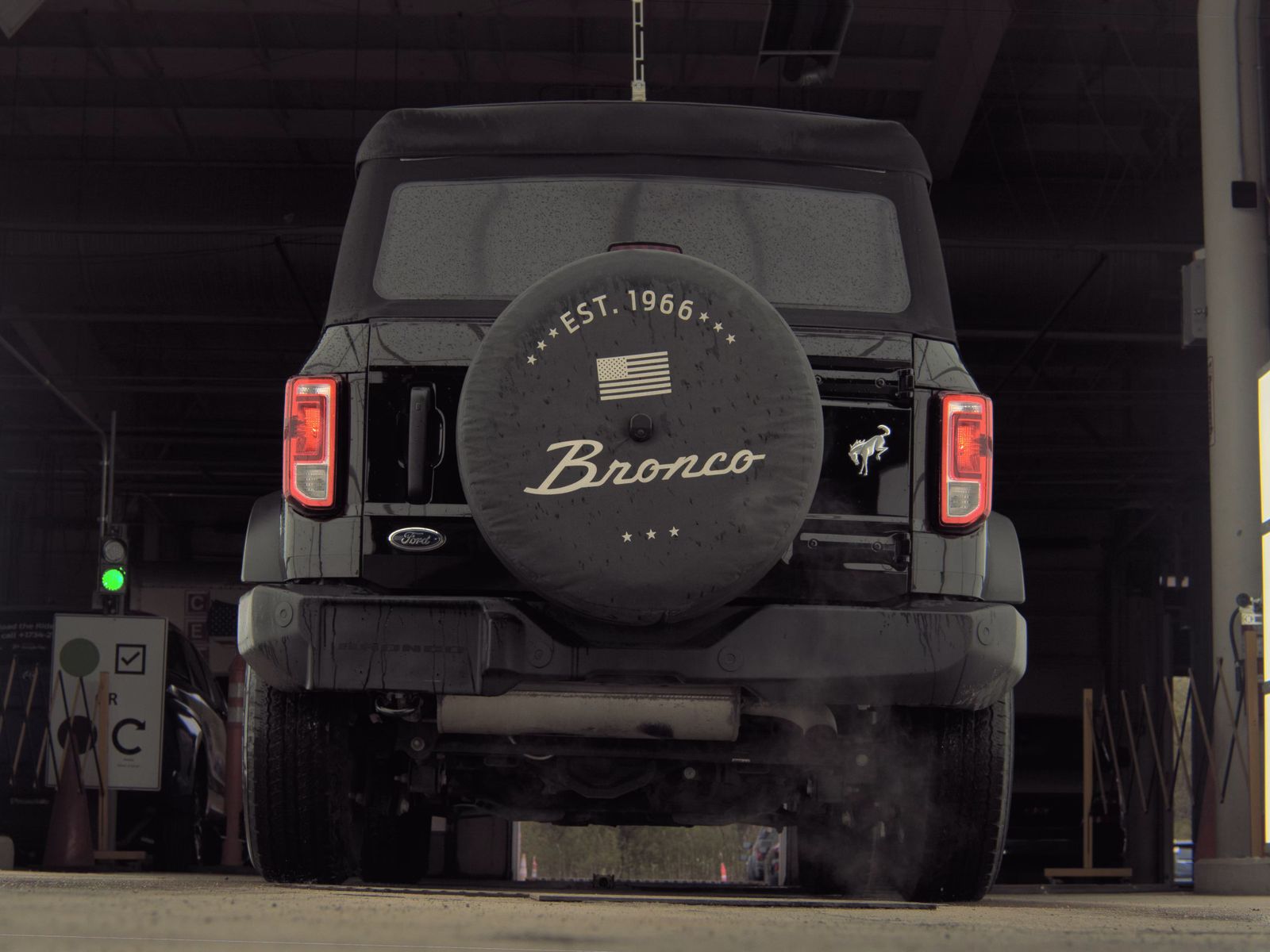 FORD BRONCO - 8