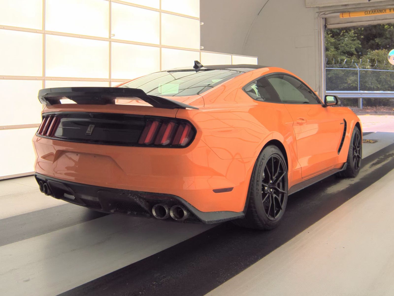 FORD MUSTANG - 6