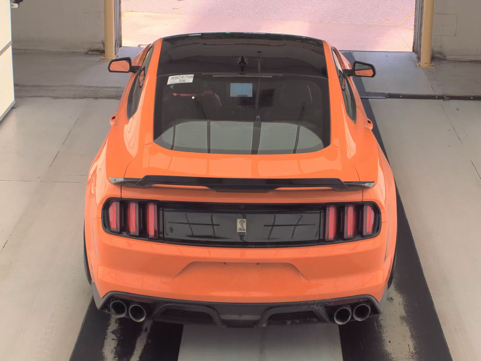 FORD MUSTANG - 7