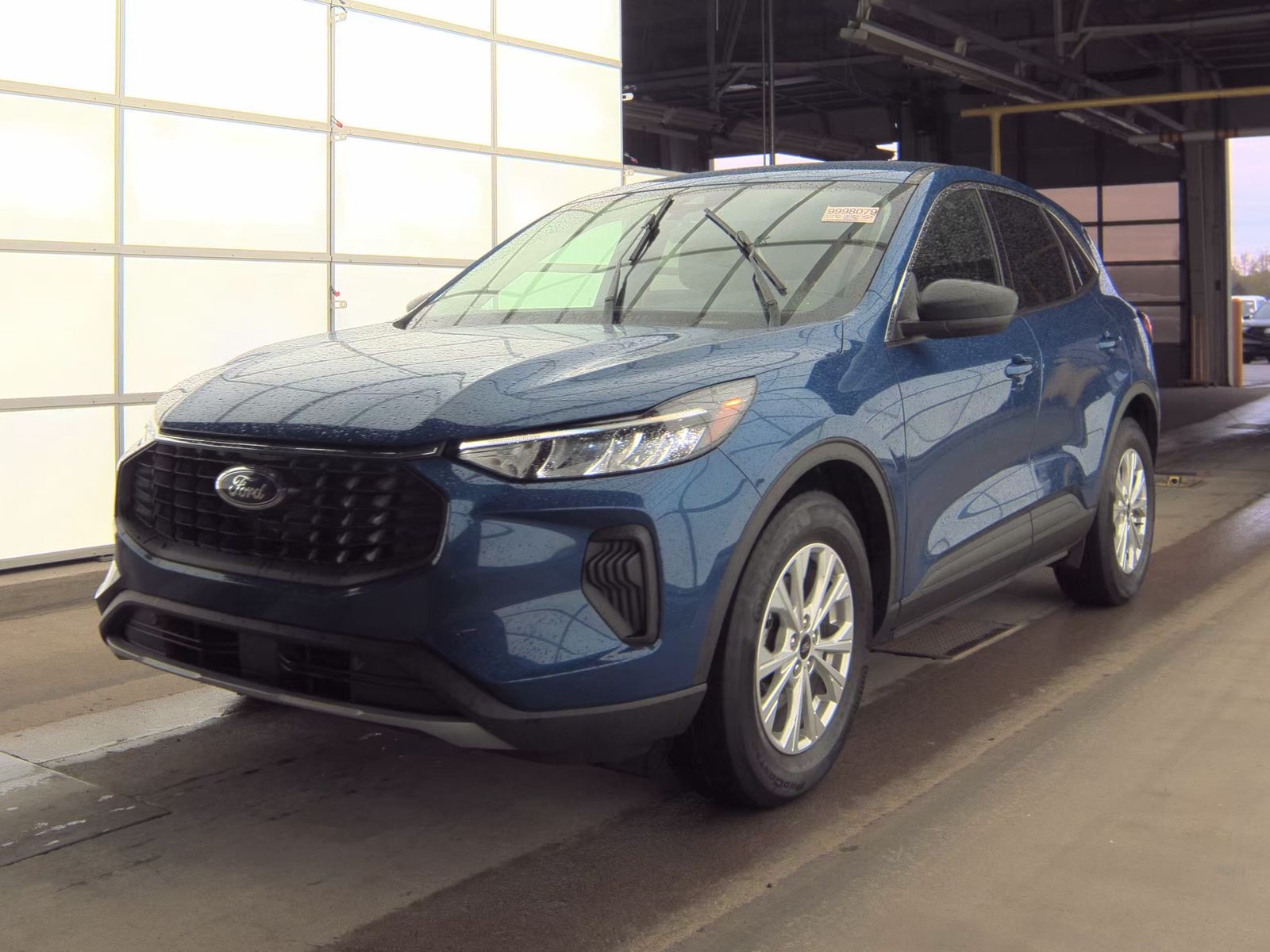 FORD ESCAPE - 1