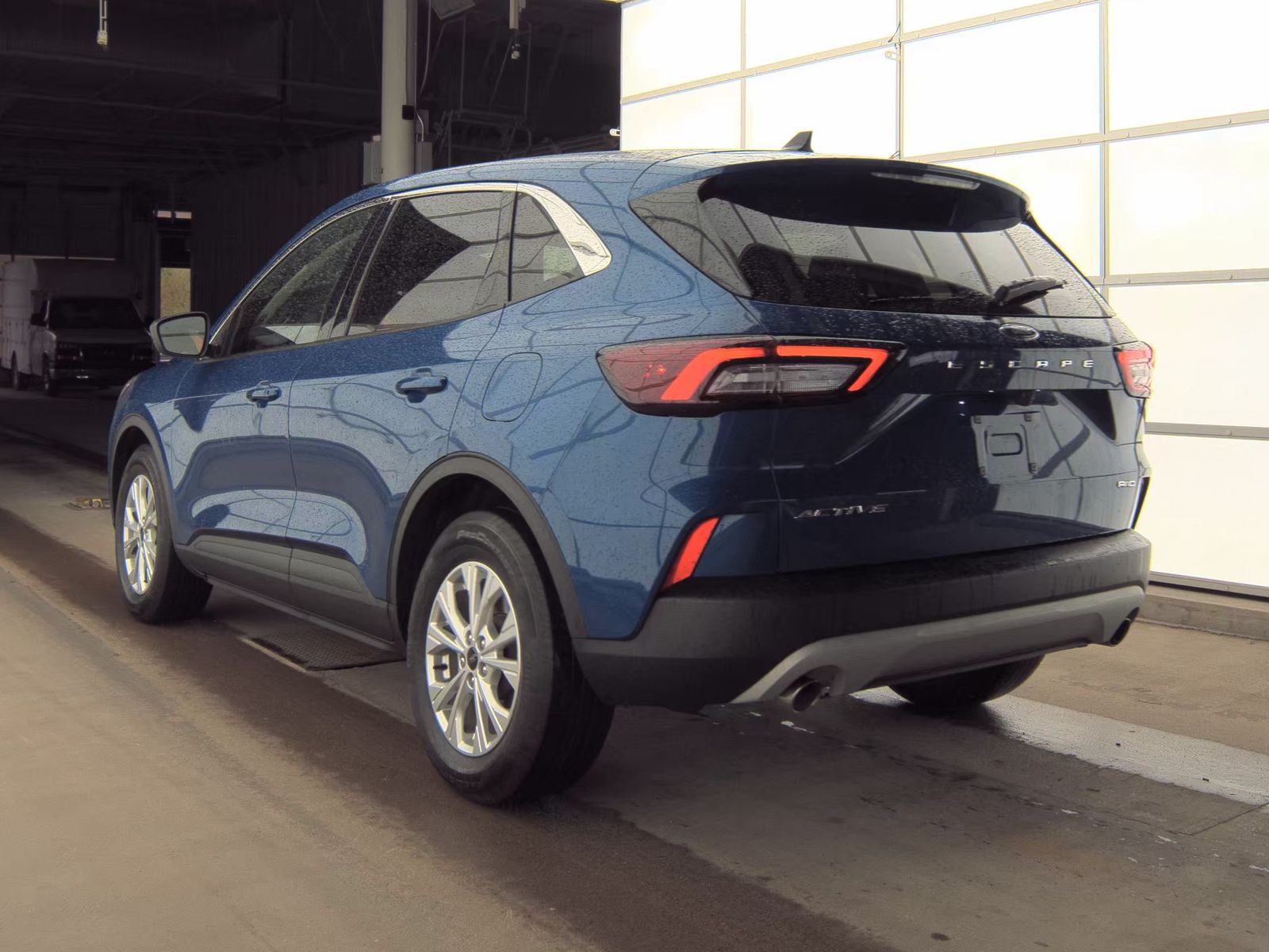 FORD ESCAPE - 9