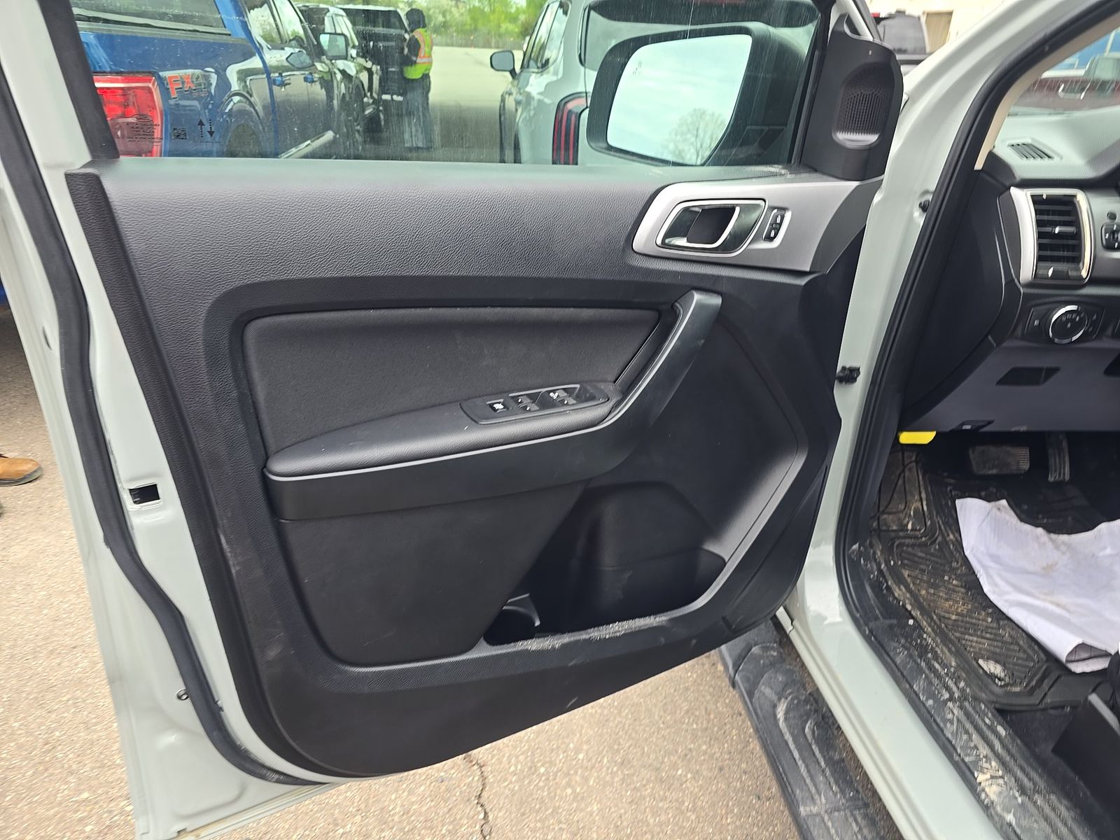 FORD RANGER - 10