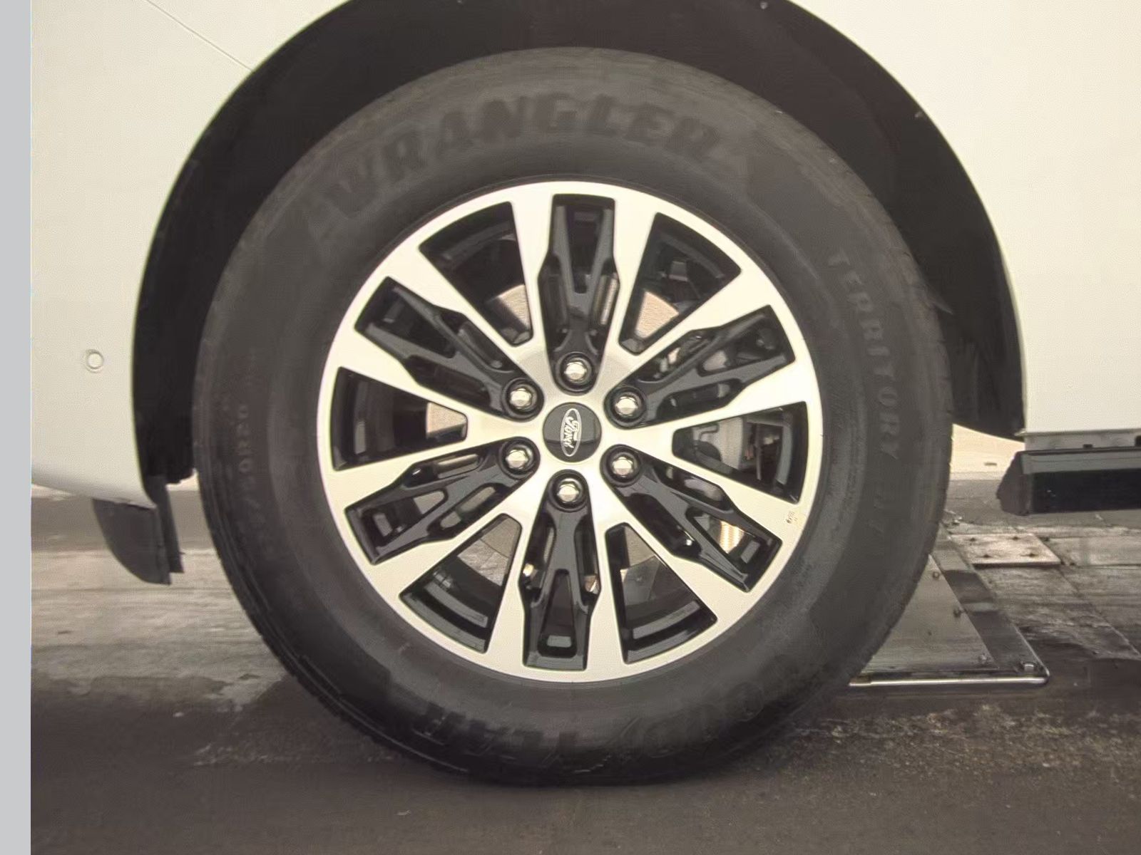 FORD EXPEDITION MAX - 10