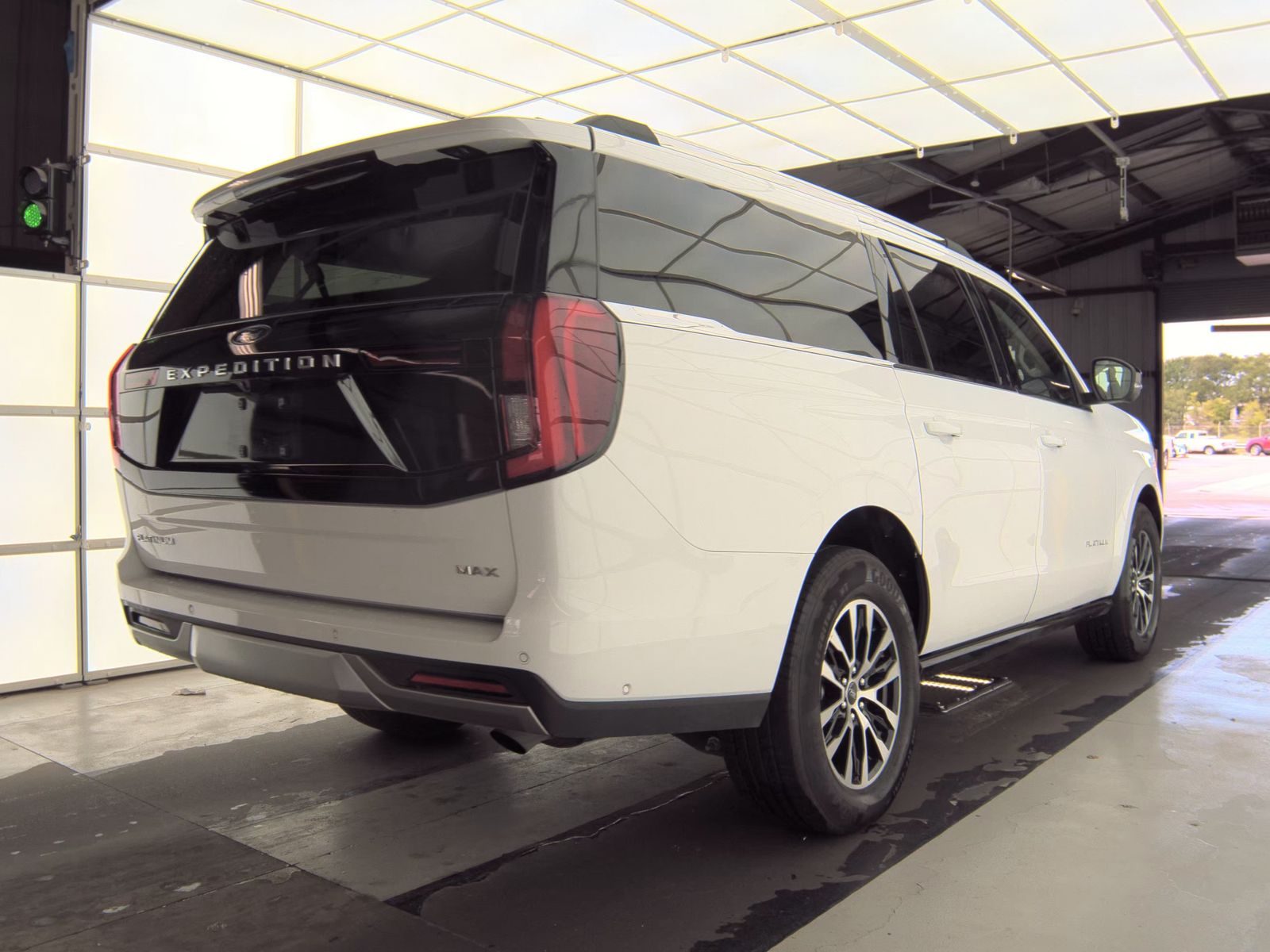 FORD EXPEDITION MAX - 6