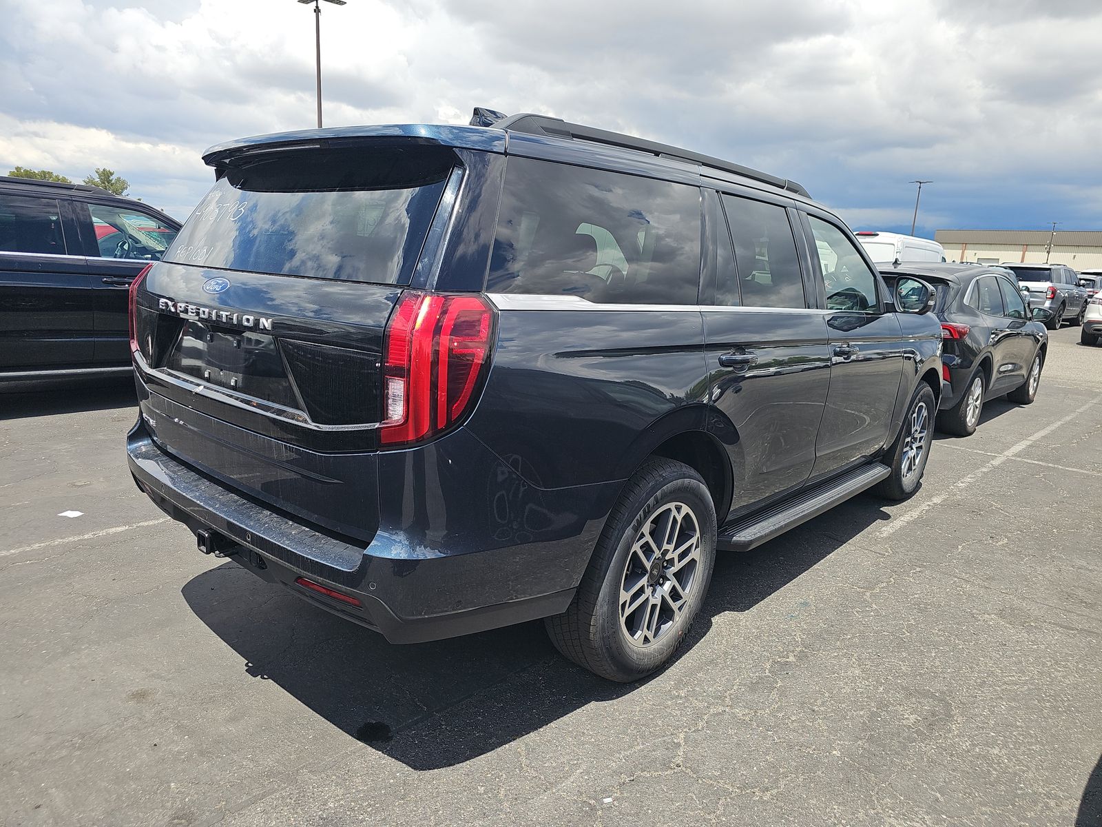 FORD EXPEDITION - 5