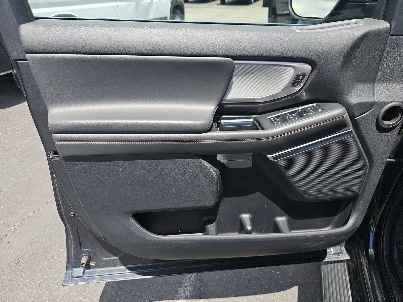 FORD EXPEDITION - 10