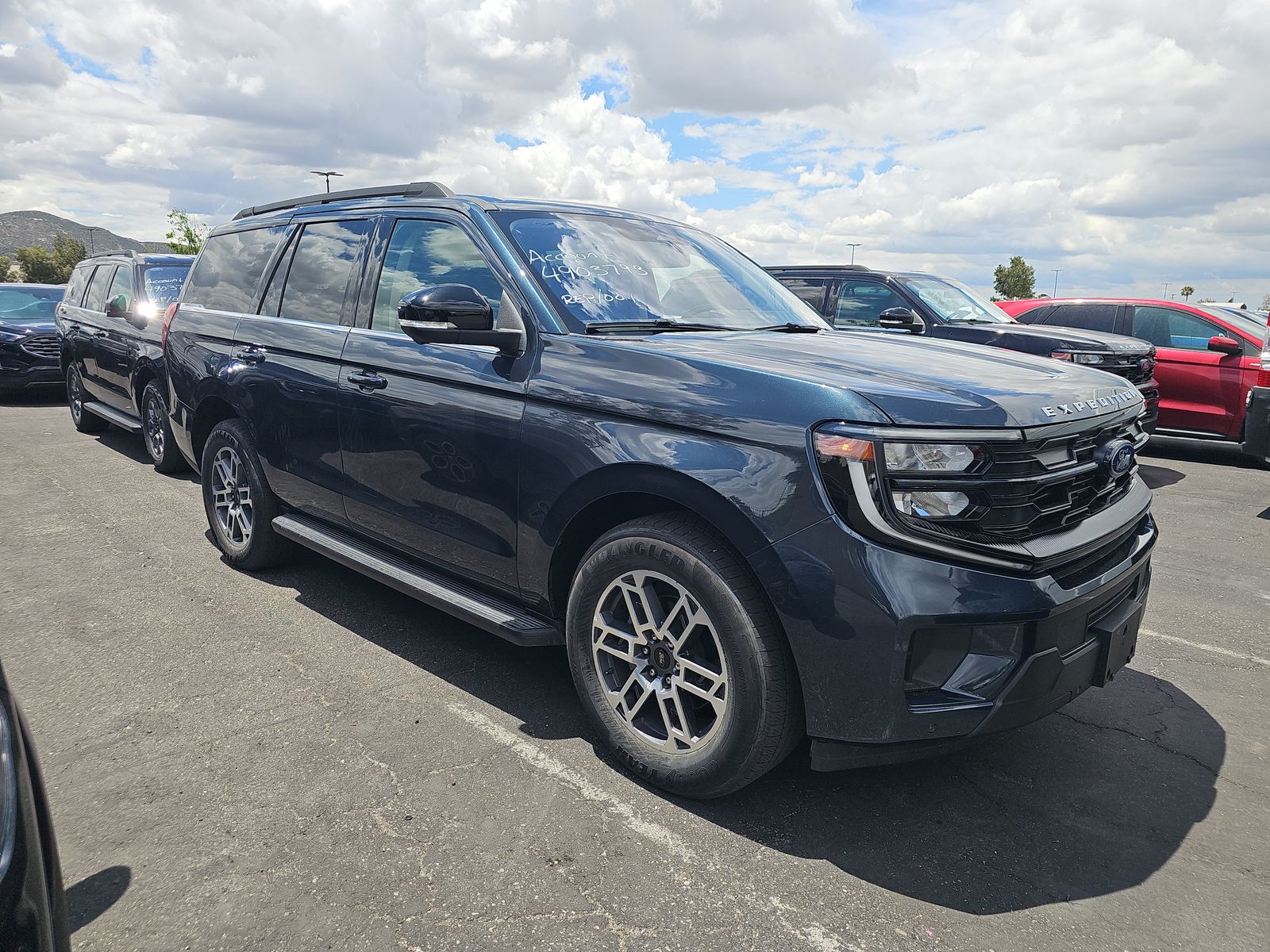 FORD EXPEDITION - 4