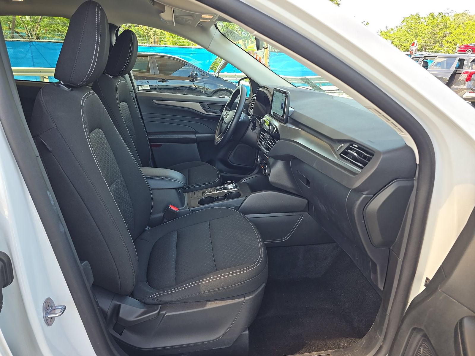 FORD ESCAPE - 9