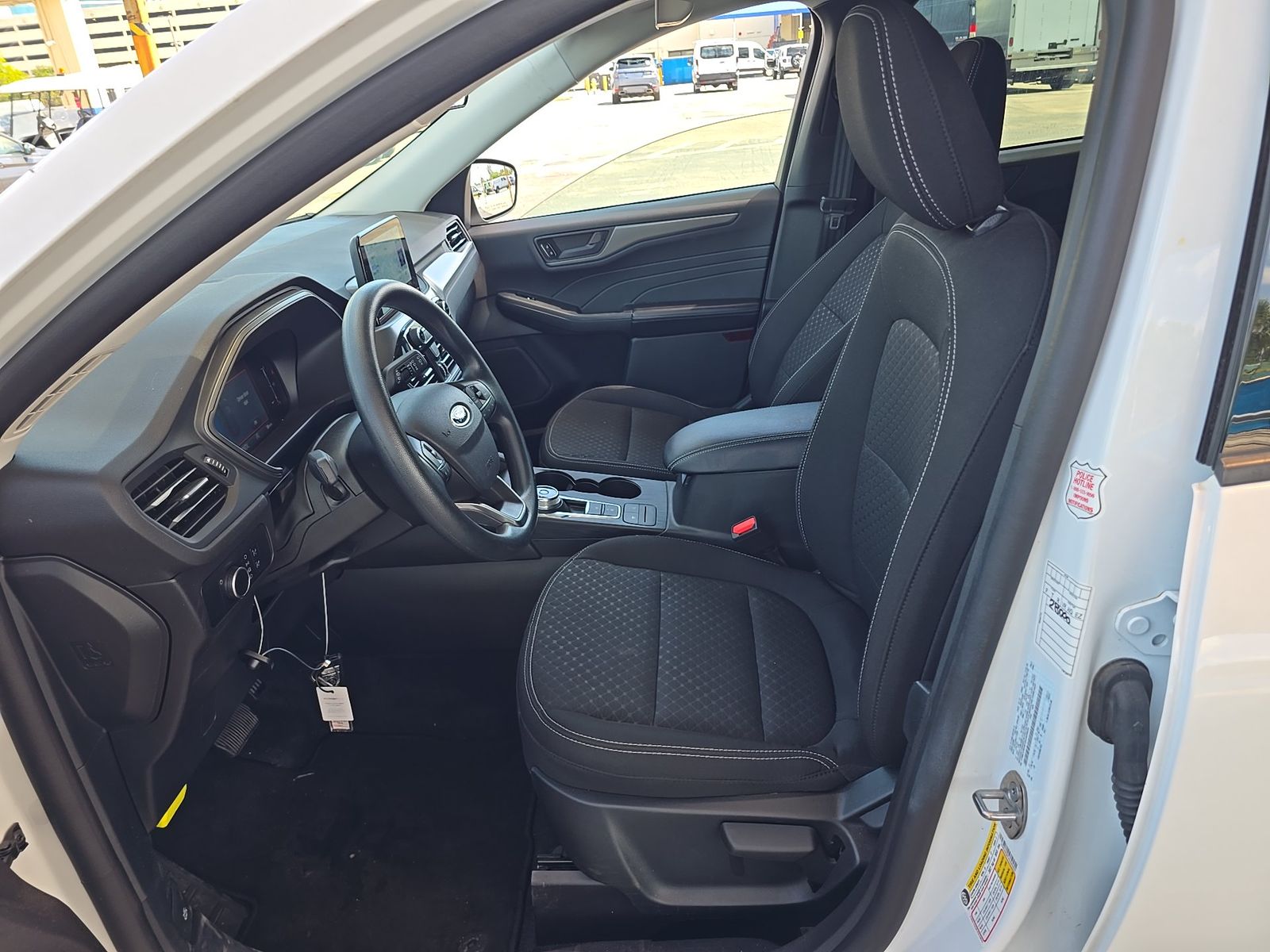FORD ESCAPE - 8
