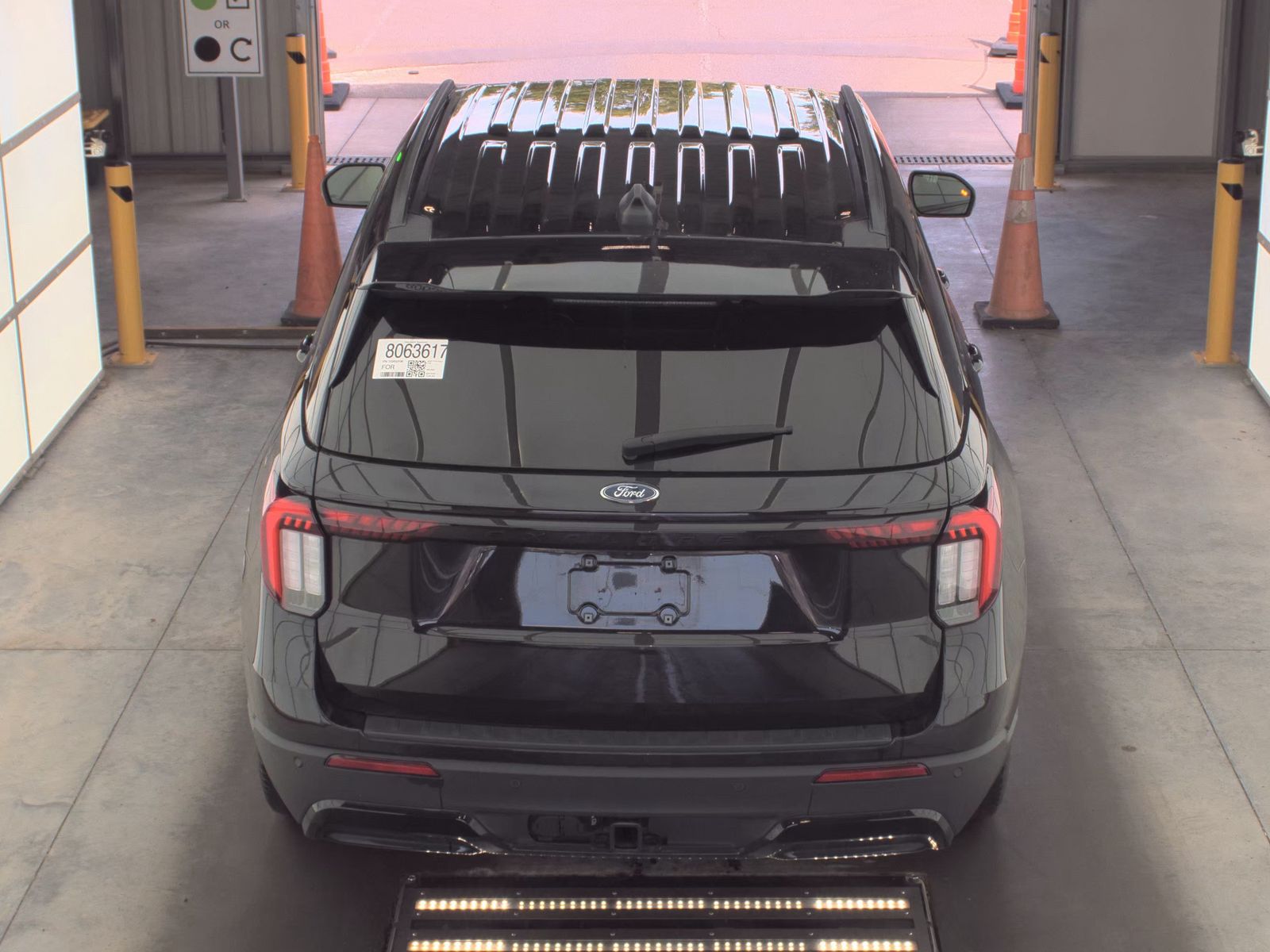 FORD EXPLORER - 7