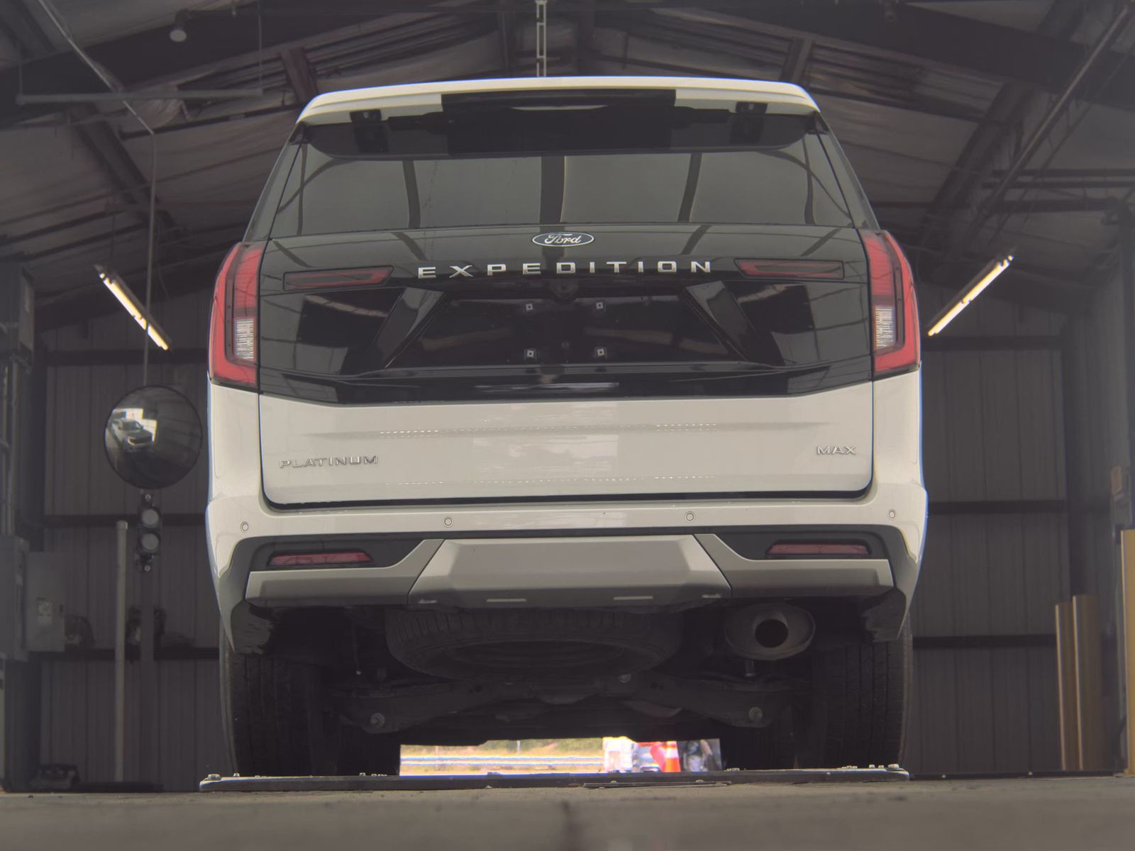 FORD EXPEDITION MAX - 8