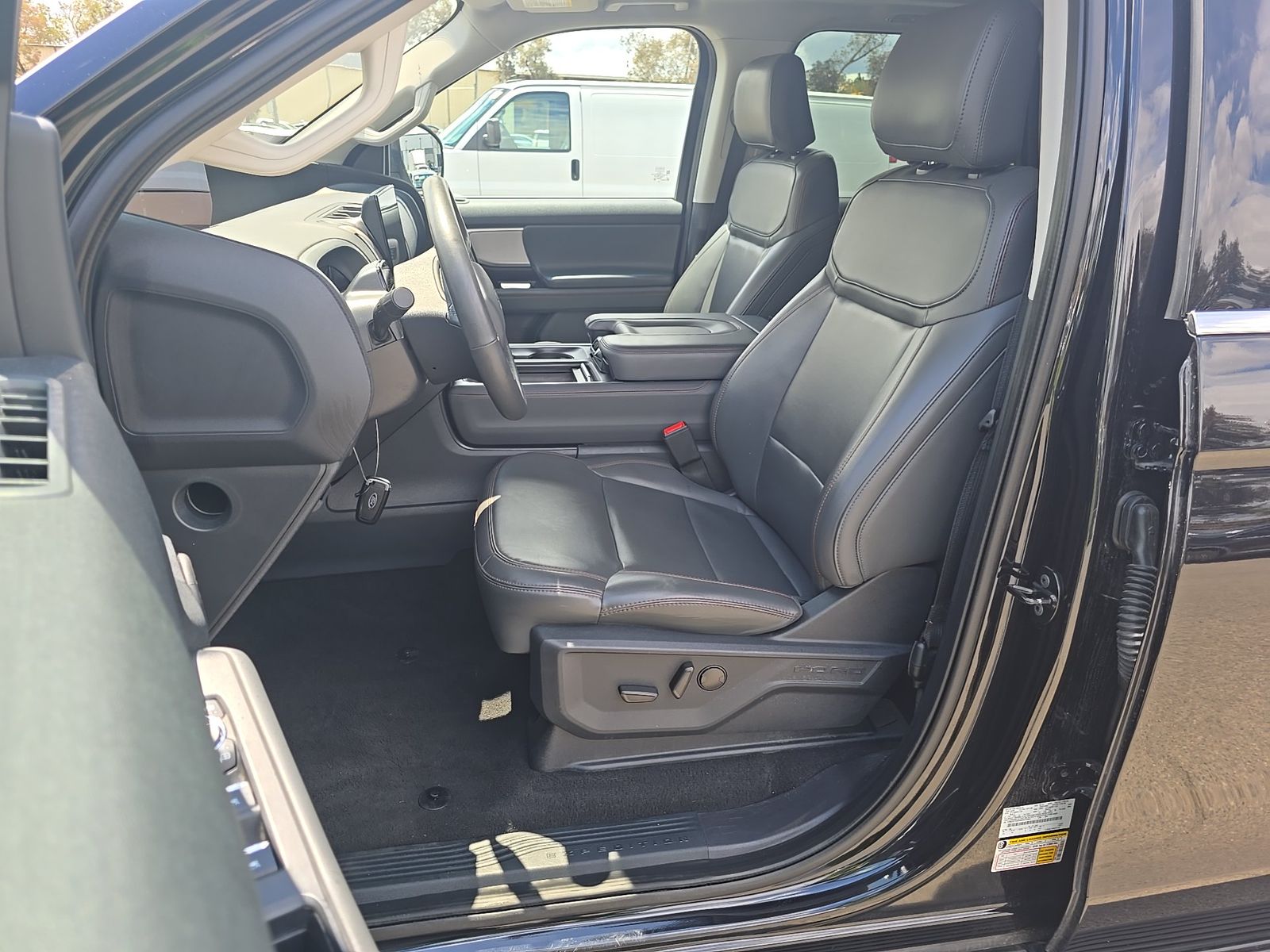 FORD EXPEDITION MAX - 8
