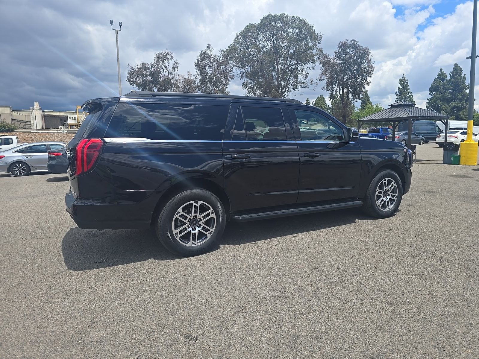FORD EXPEDITION MAX - 5