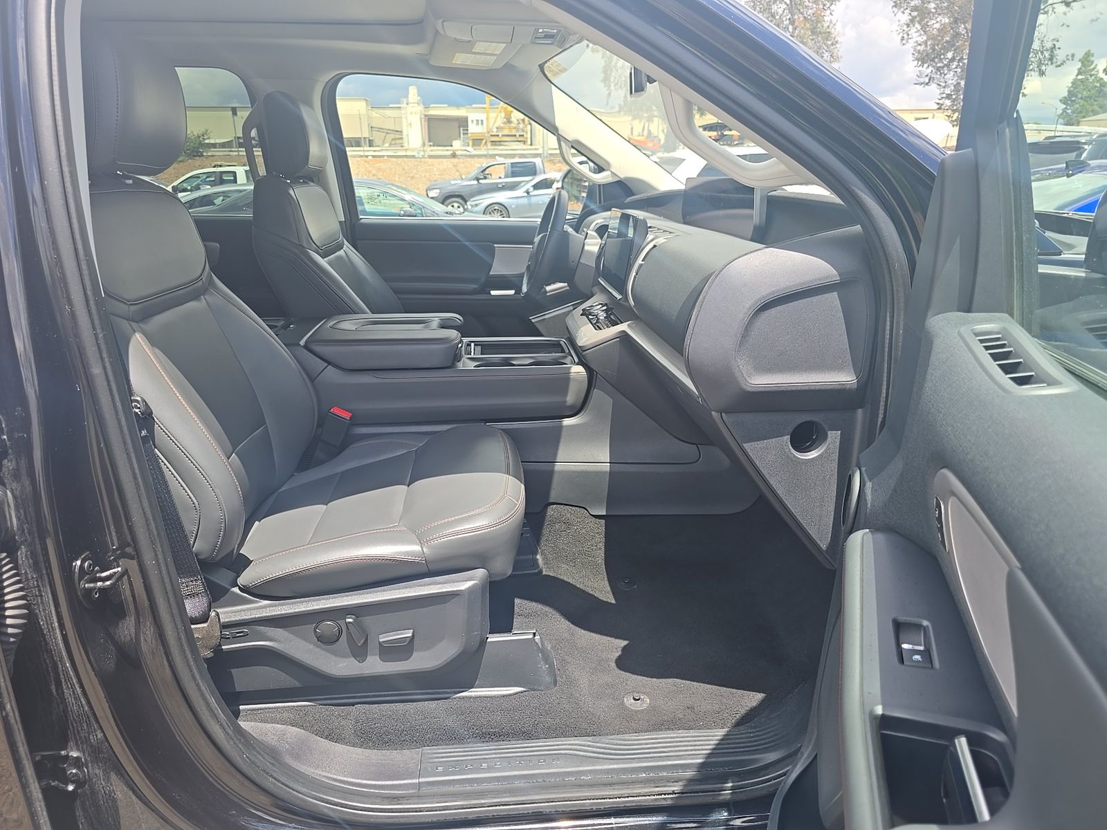 FORD EXPEDITION MAX - 9