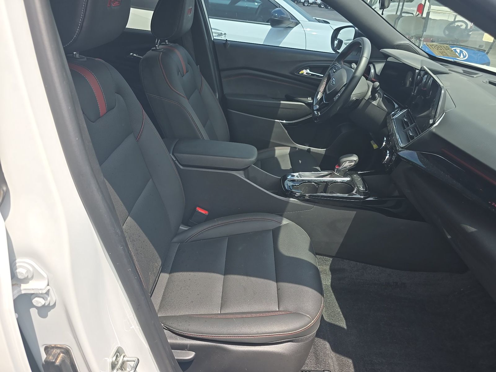 CHEVROLET TRAX - 9
