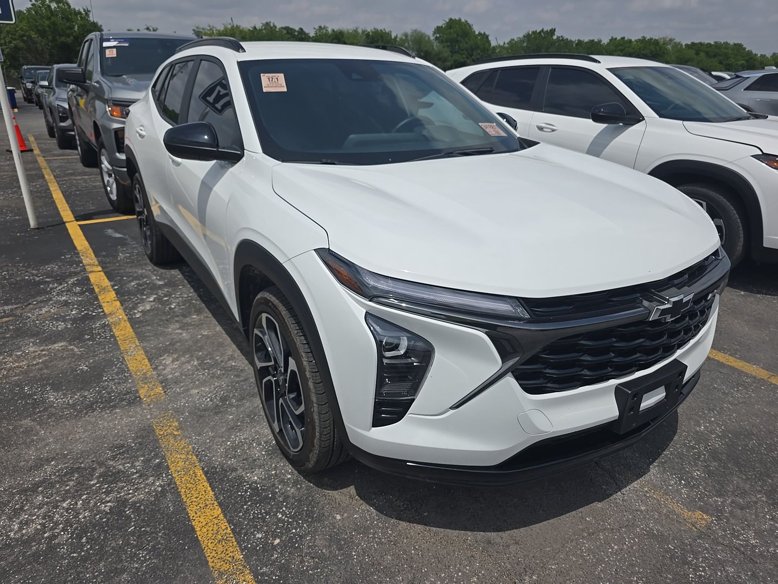 CHEVROLET TRAX - 4