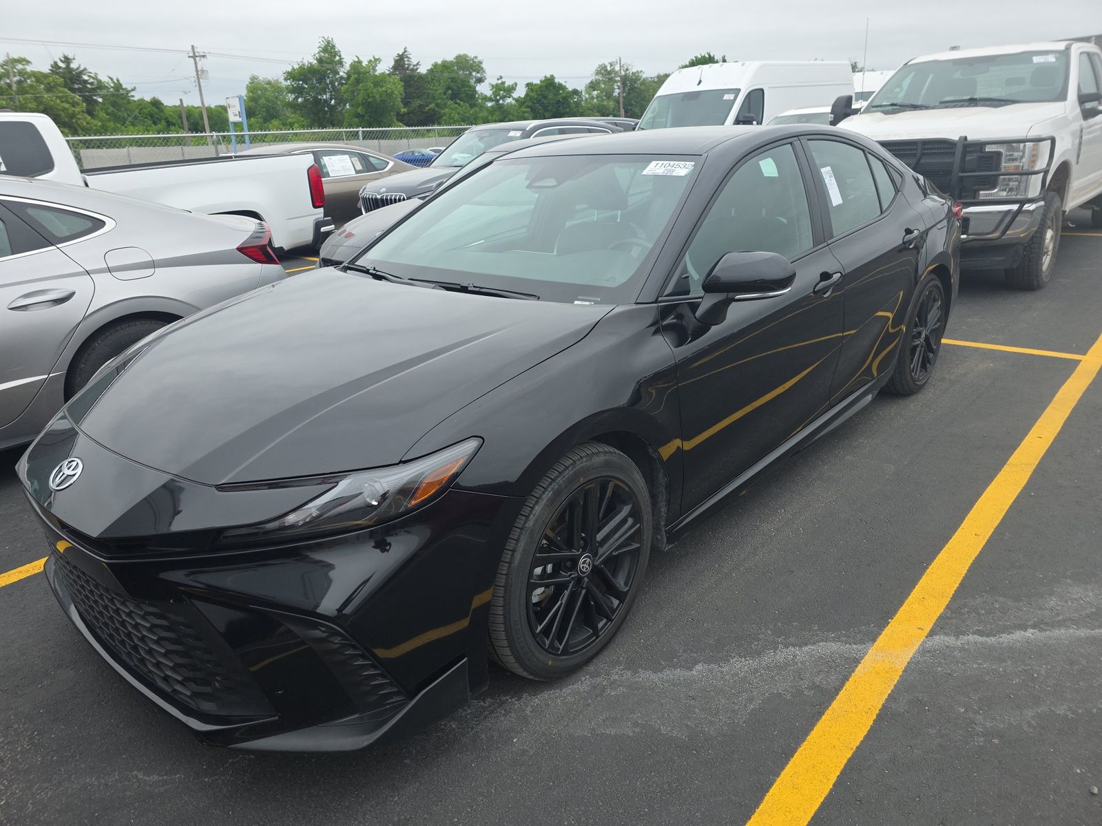 TOYOTA CAMRY - 1