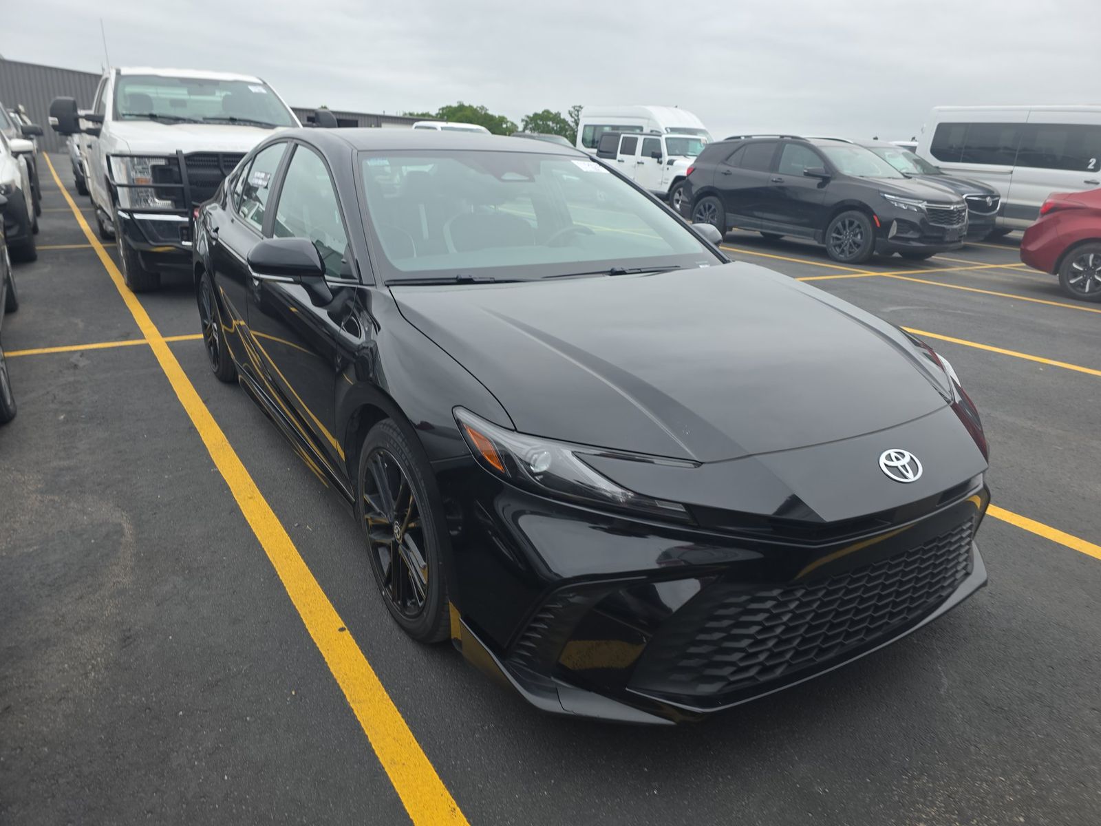 TOYOTA CAMRY - 4