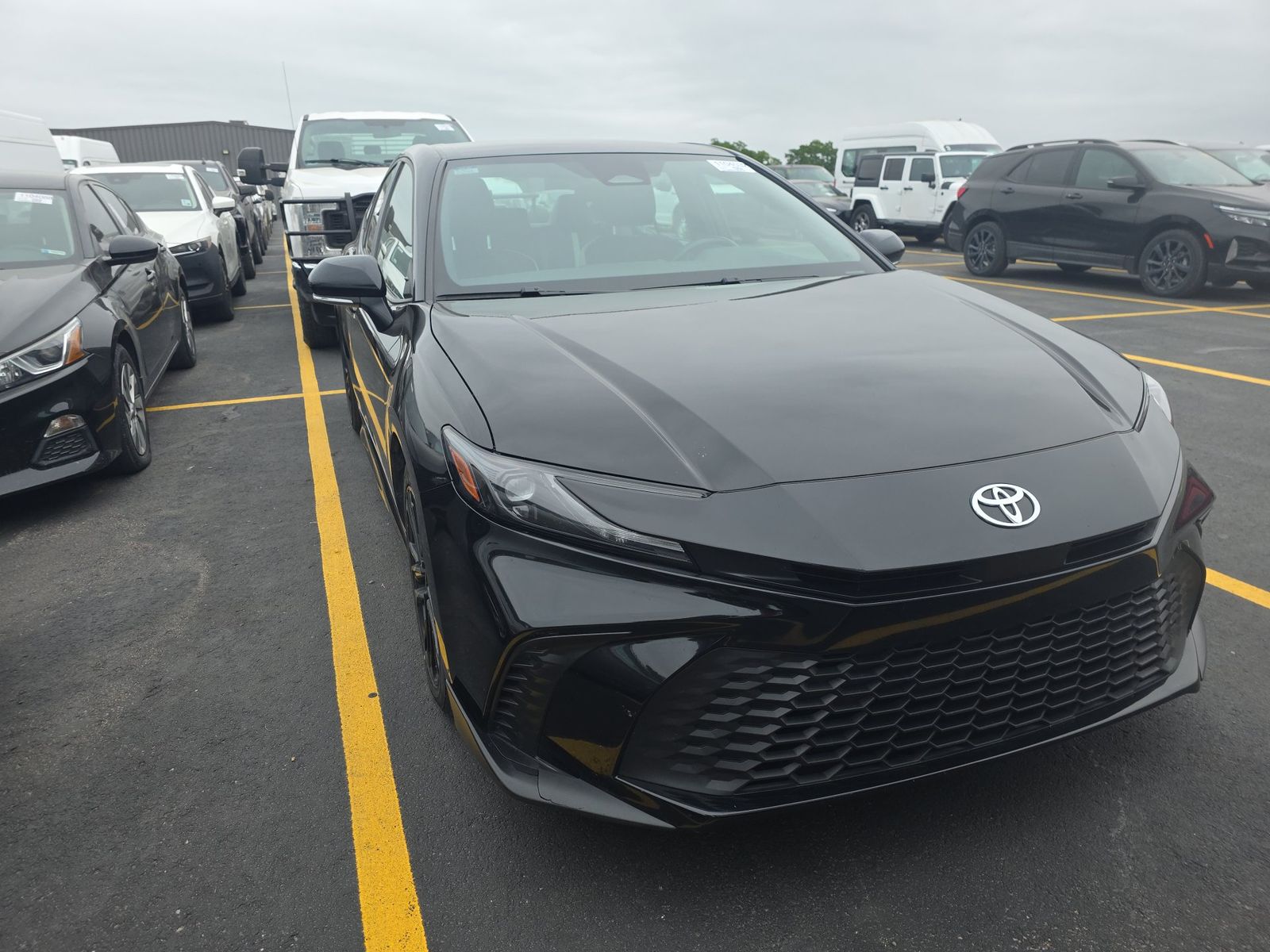 TOYOTA CAMRY - 3