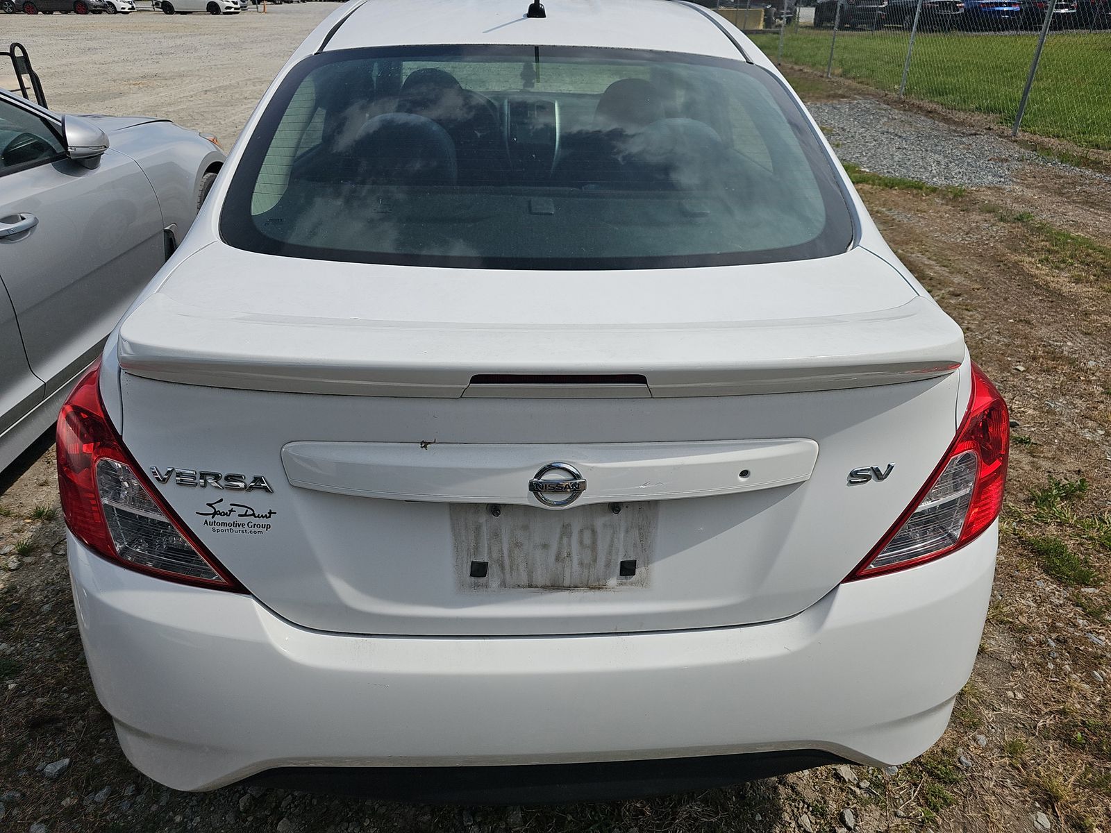 NISSAN VERSA - 6