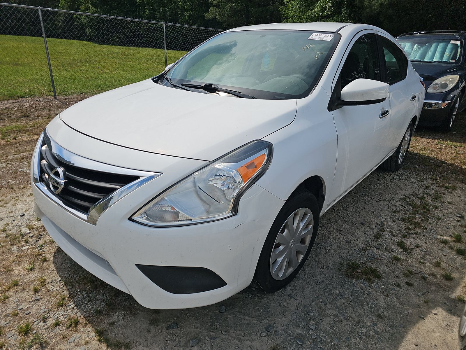 NISSAN VERSA - 1