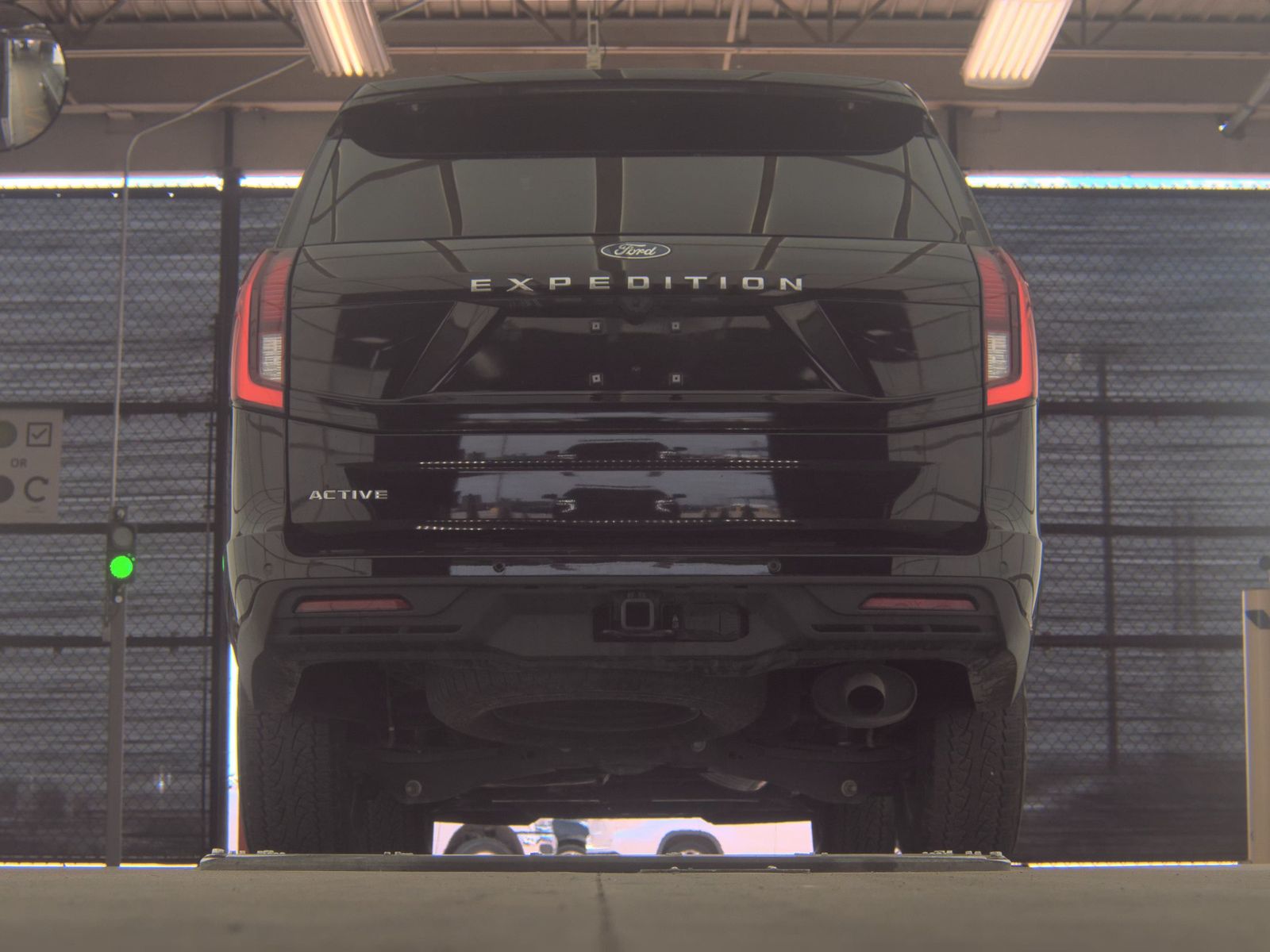 FORD EXPEDITION - 8