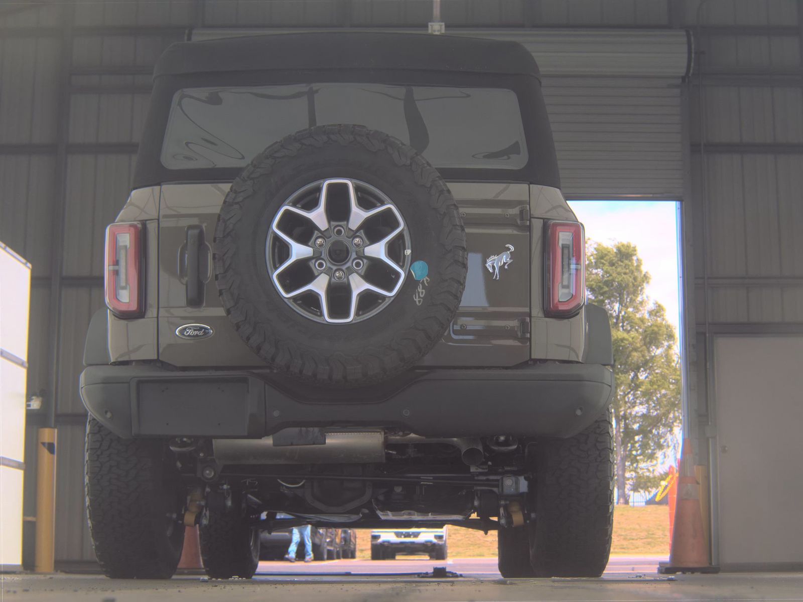 FORD BRONCO - 8
