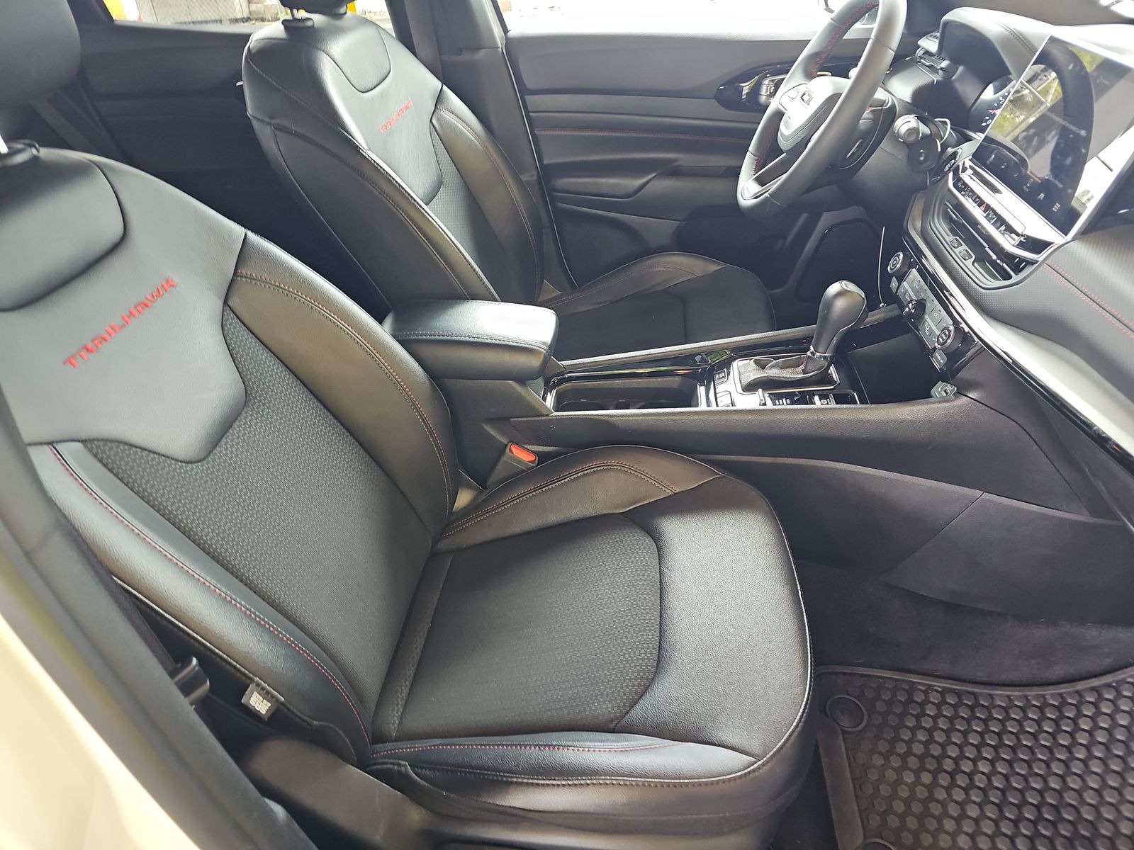 2025 Jeep Compass Trailhawk AWD