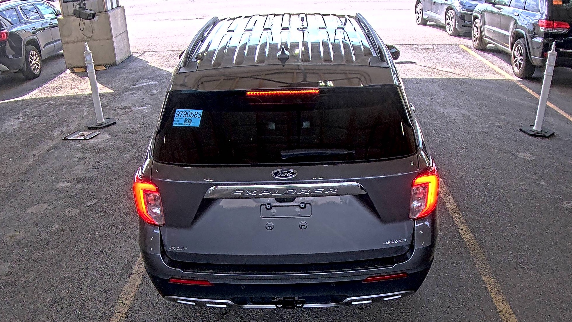 FORD EXPLORER - 6