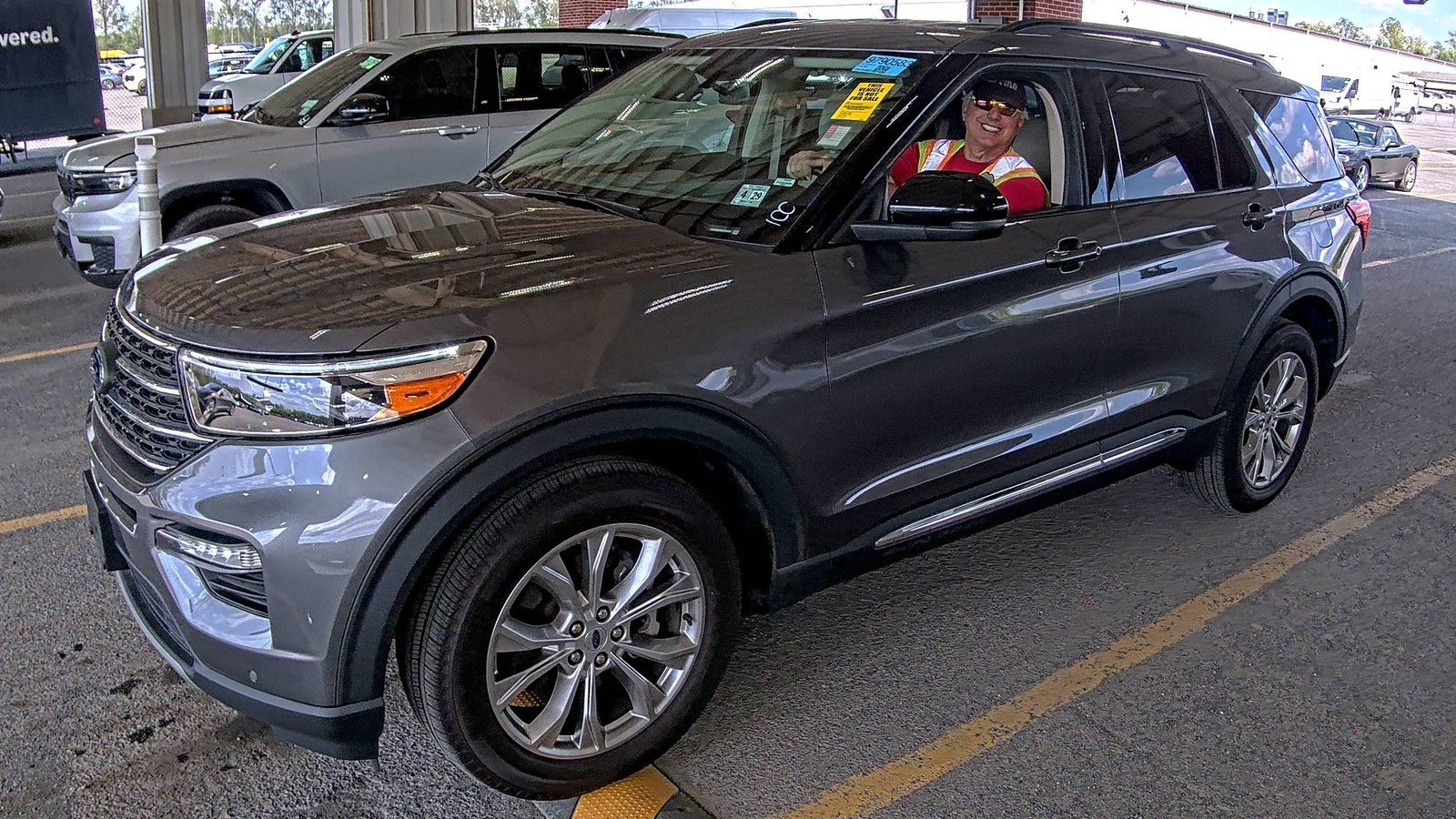 FORD EXPLORER - 1